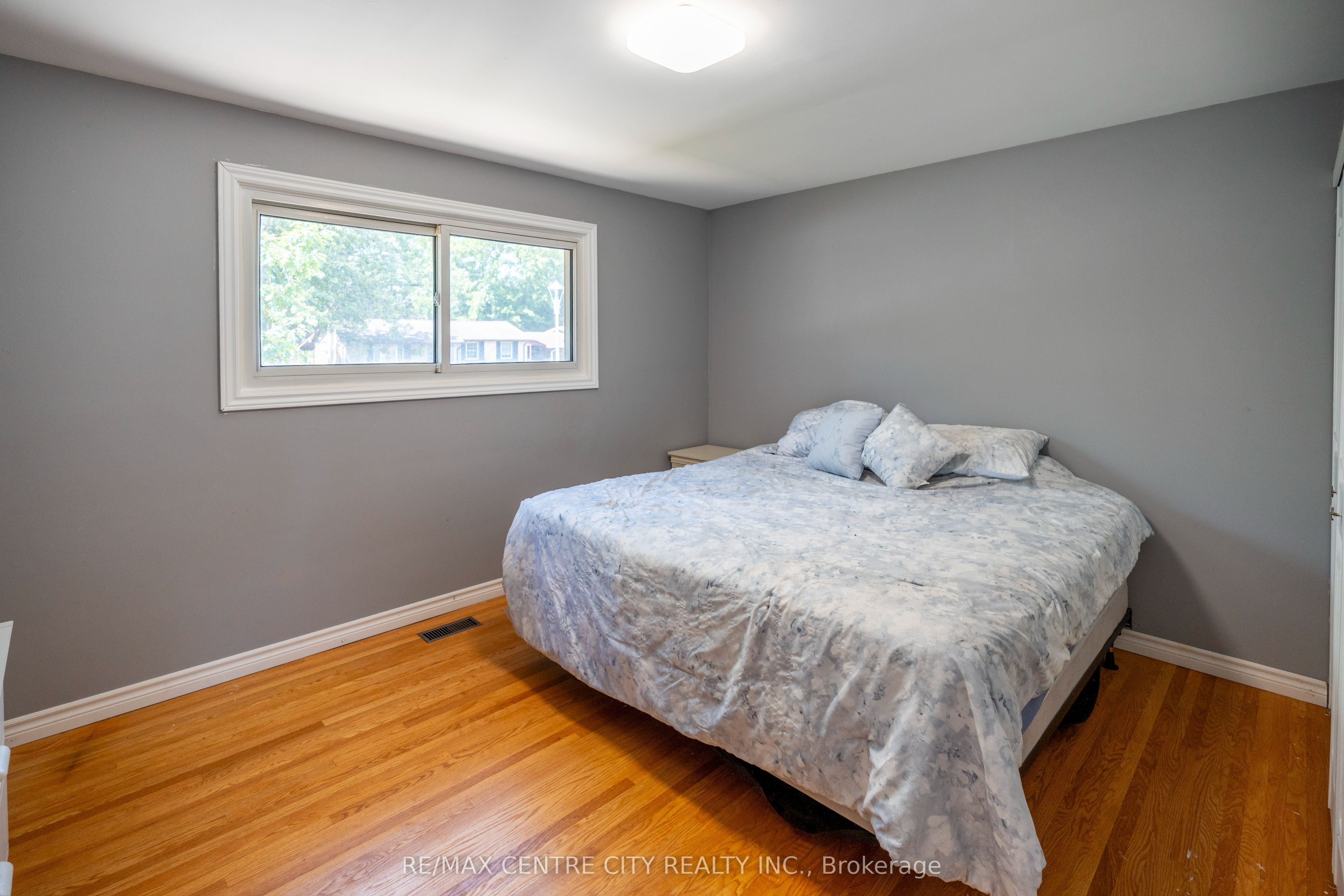 140 Oakwood Place Property Photo 25