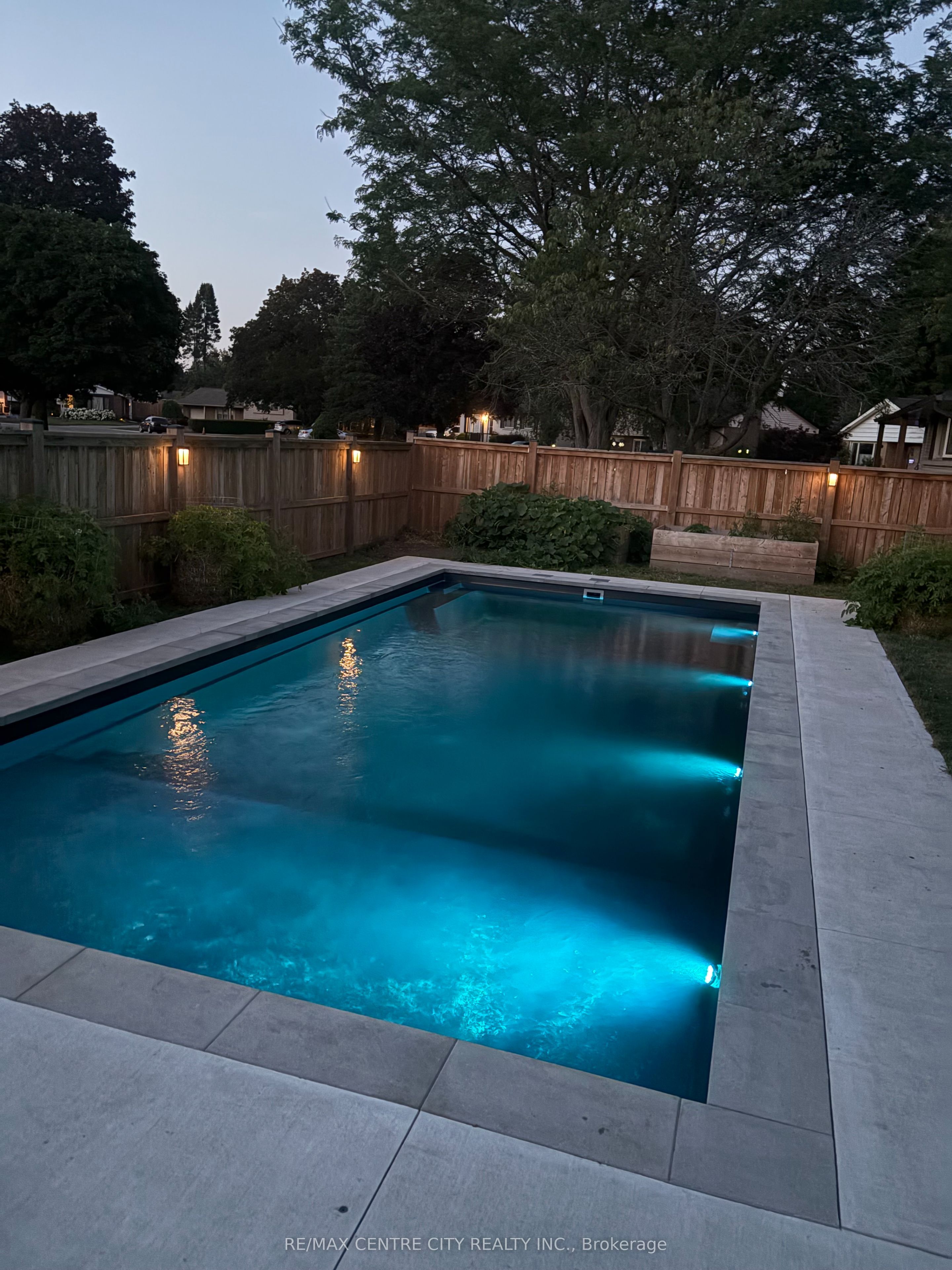 140 Oakwood Place Property Photo 36
