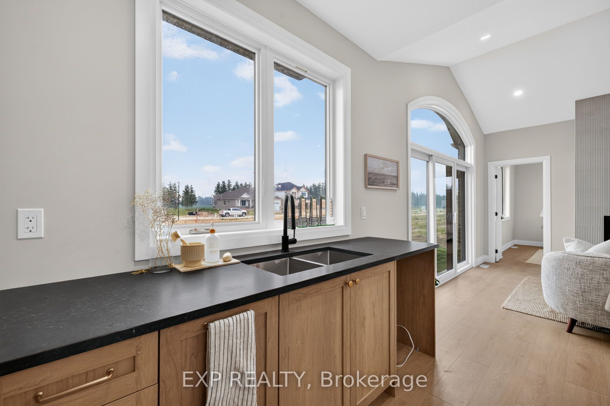 6 Sullivan Street Property Photo 20