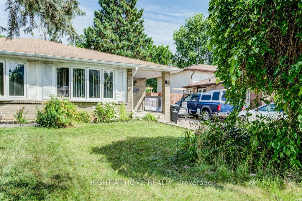 96 Markwood Drive Property Photo 3
