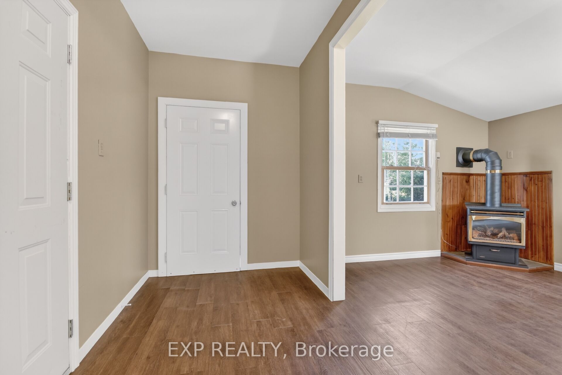 338 William Street Property Photo 27