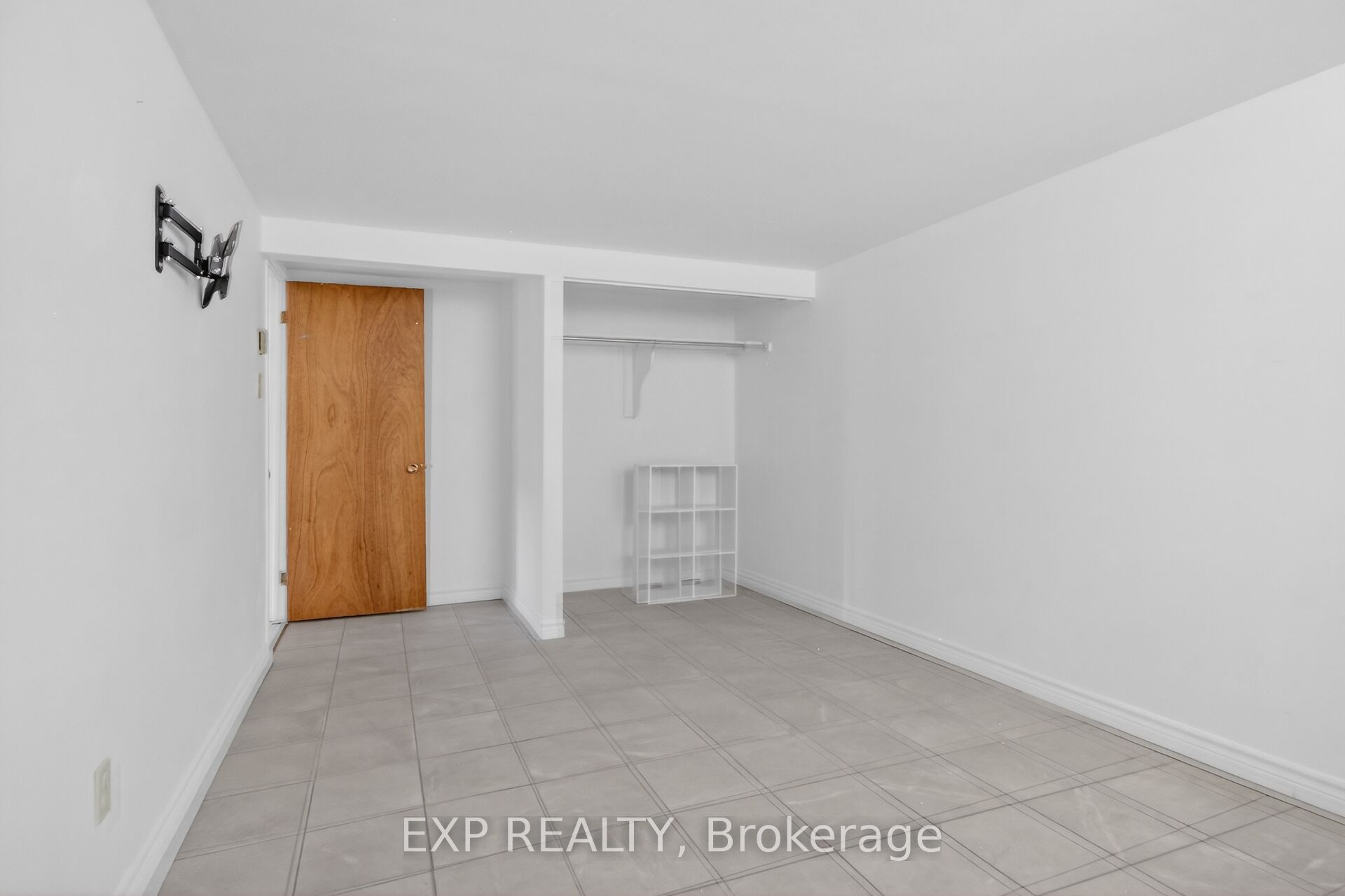 338 William Street Property Photo 35