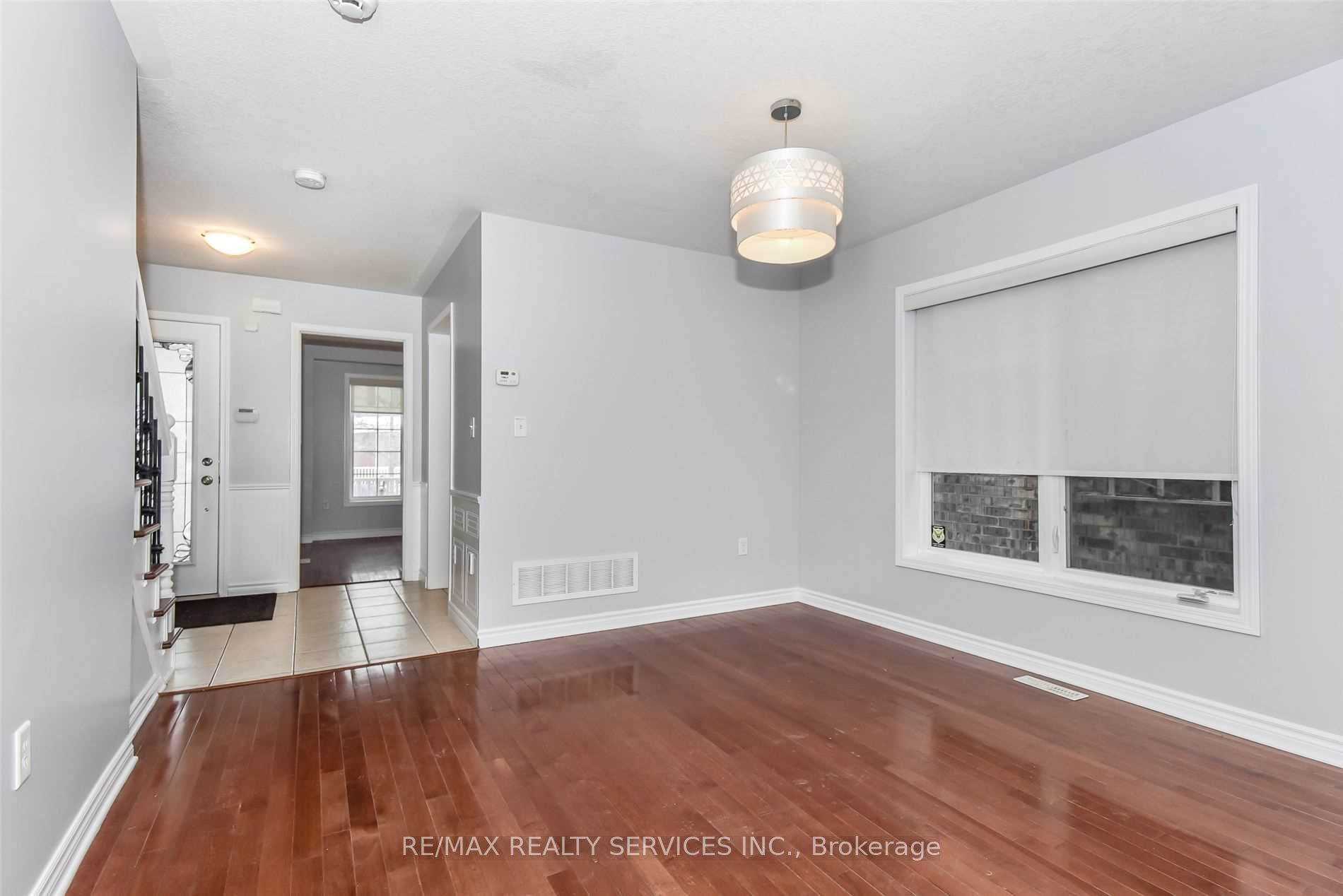 48 Fletcher Circle Property Photo 8