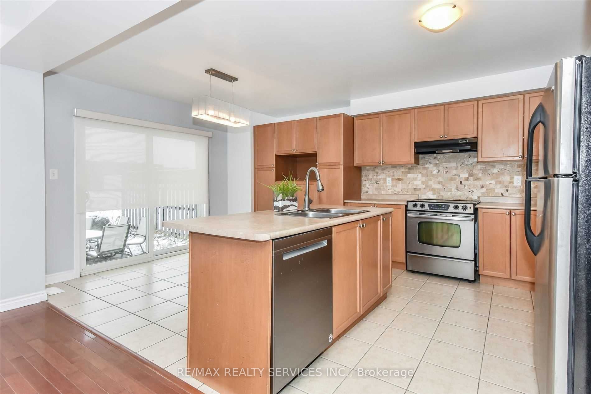 48 Fletcher Circle Property Photo 13