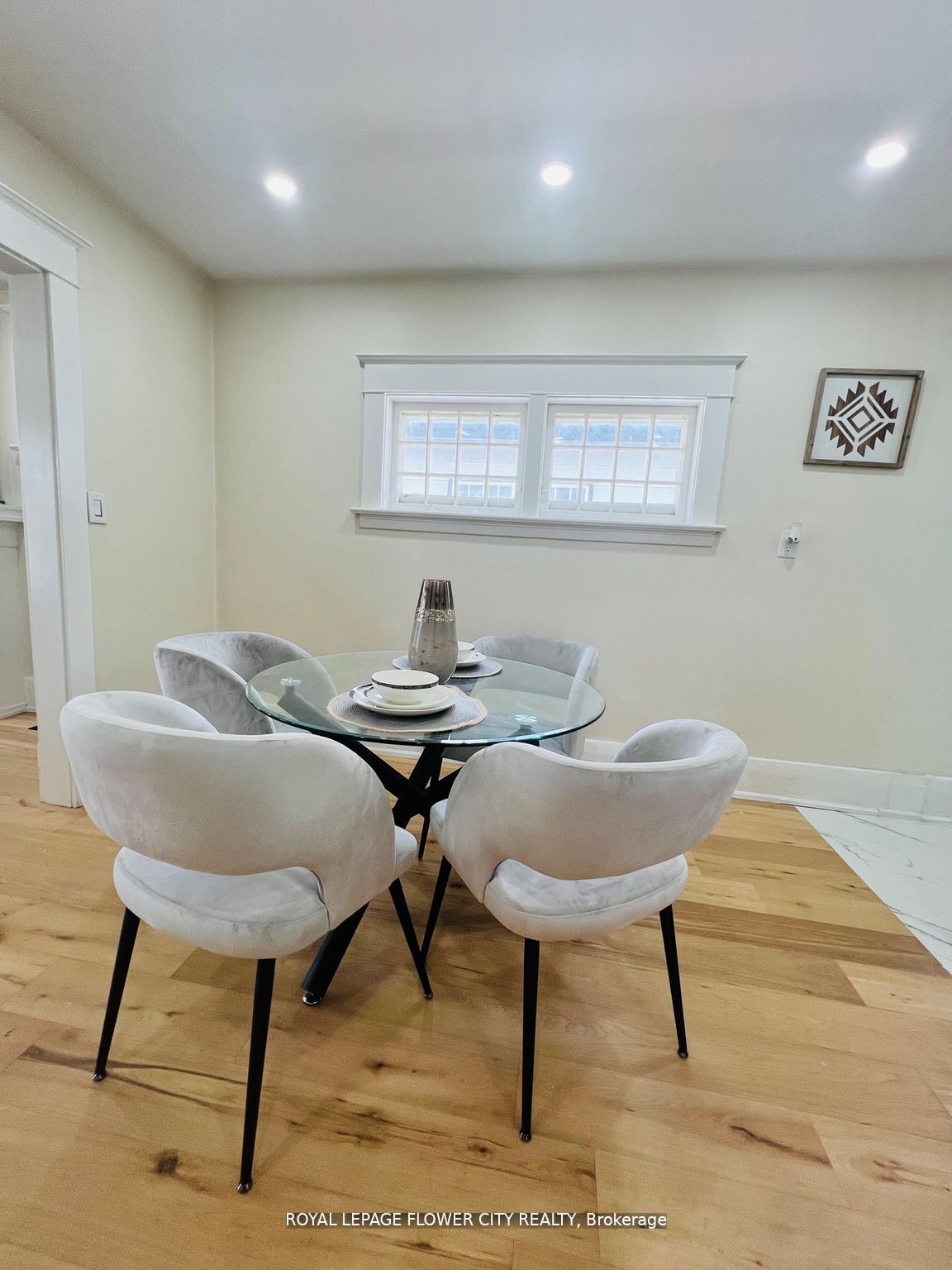 346 Wharncliffe Road S Property Photo 17