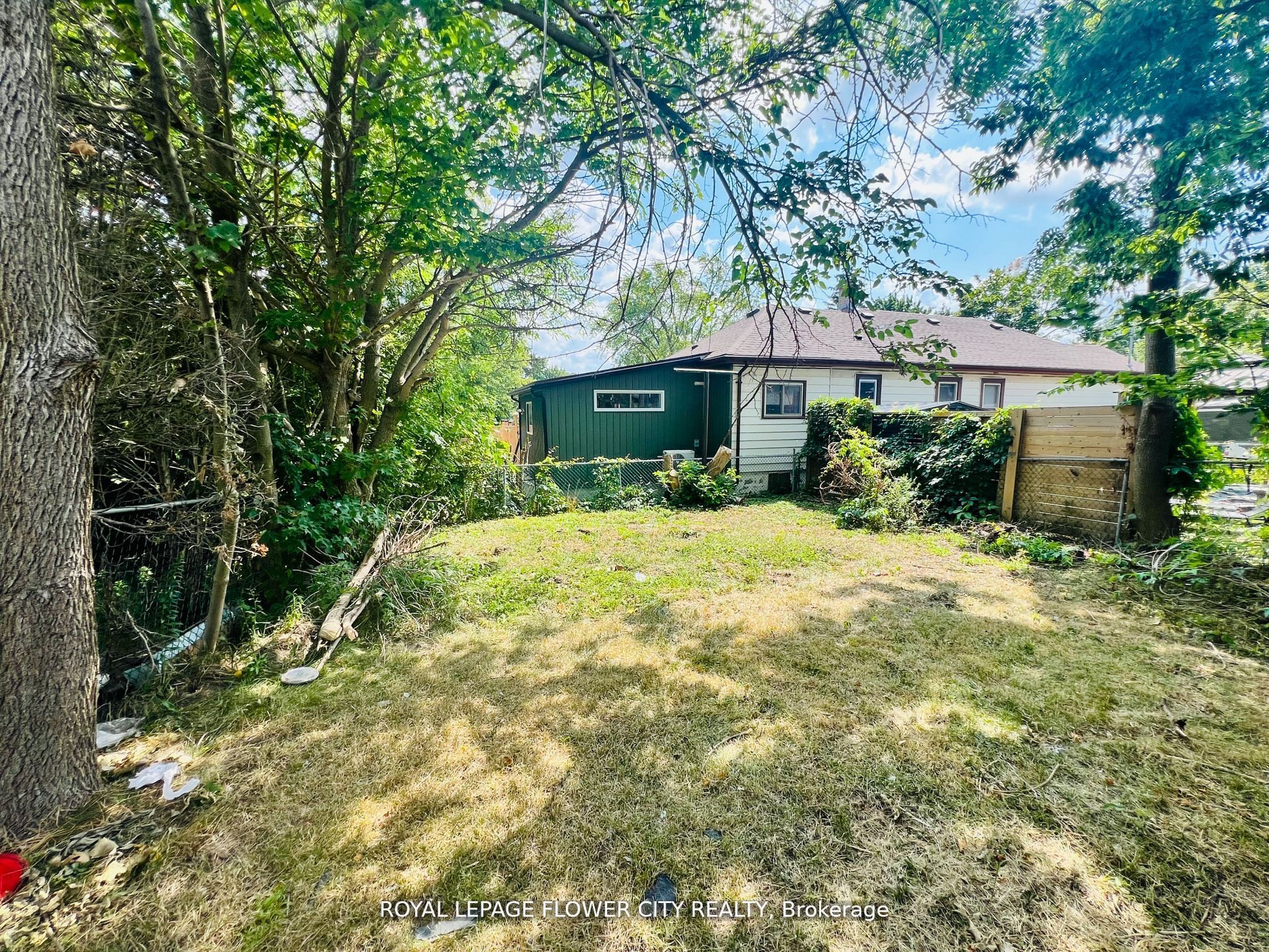 346 Wharncliffe Road S Property Photo 28