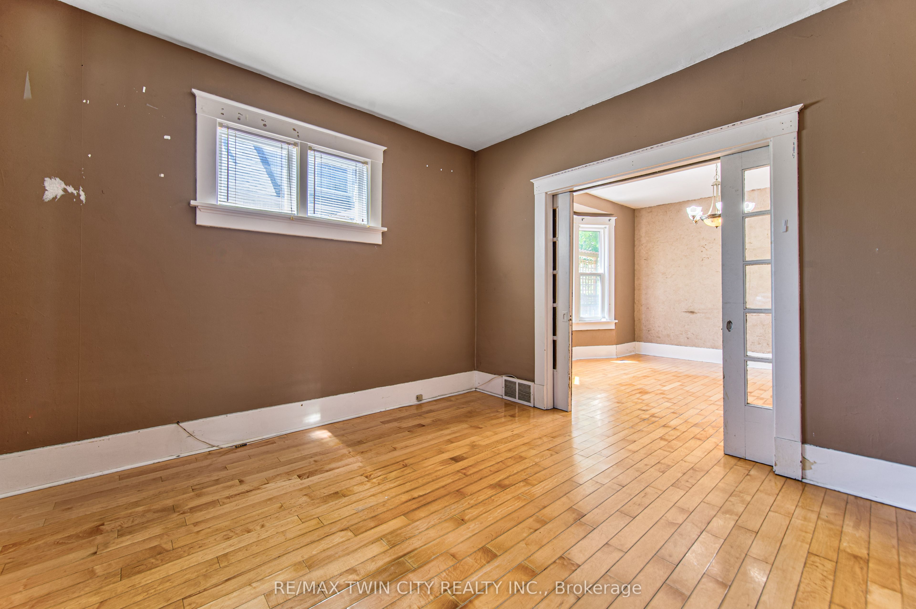 22 Herlan Avenue Property Photo 17