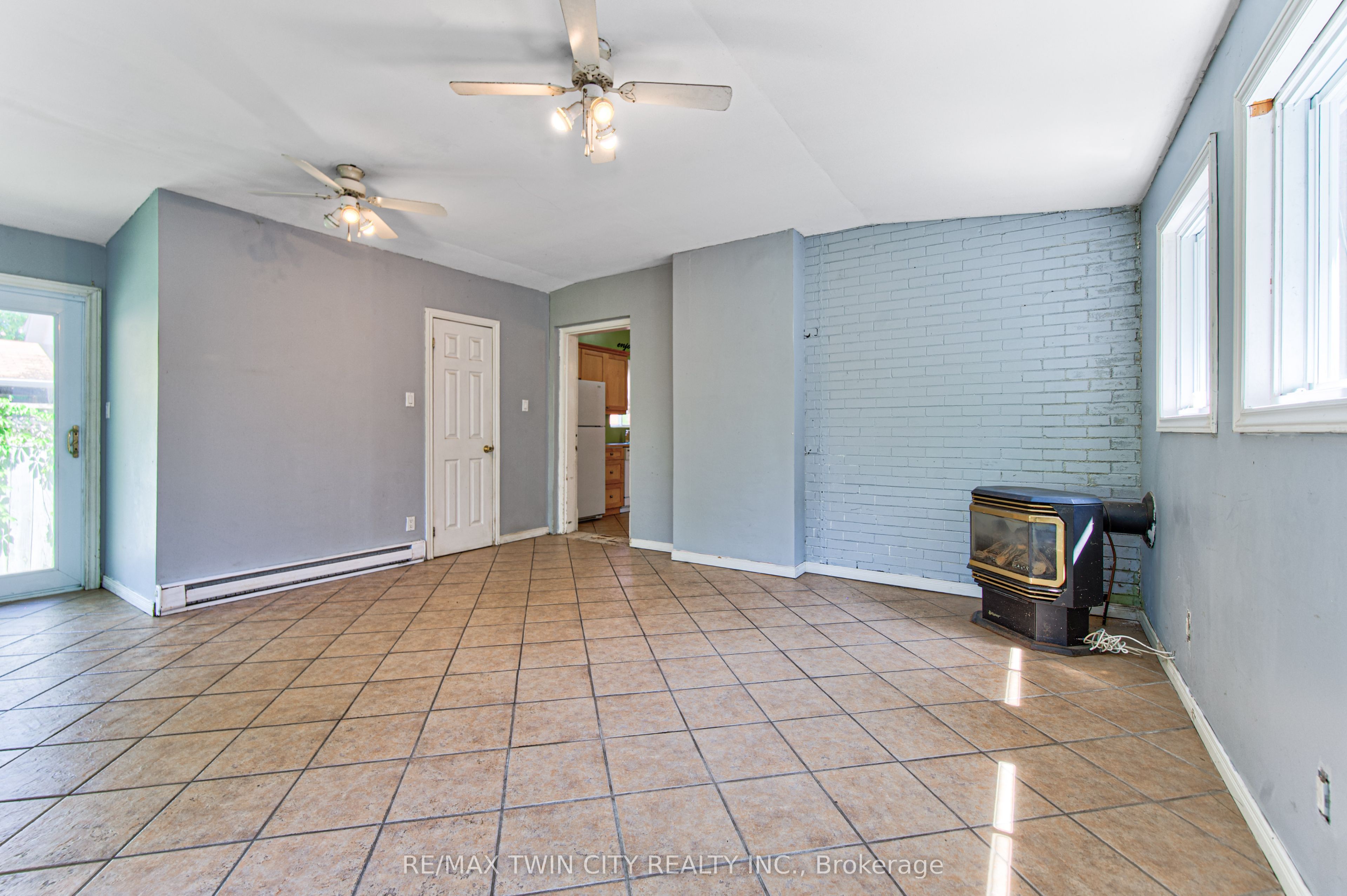 22 Herlan Avenue Property Photo 20