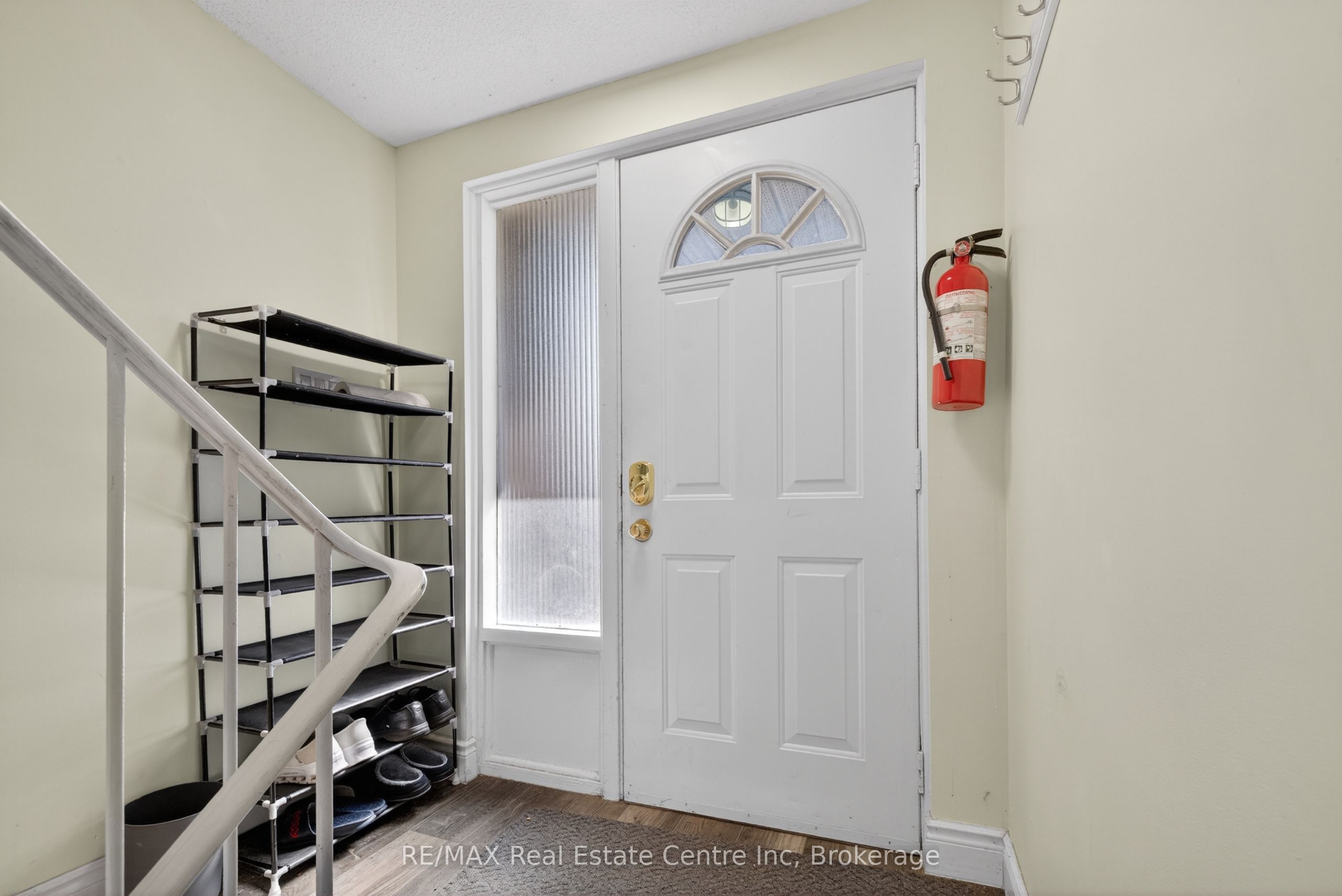 137 Dovercliffe Road Property Photo 6