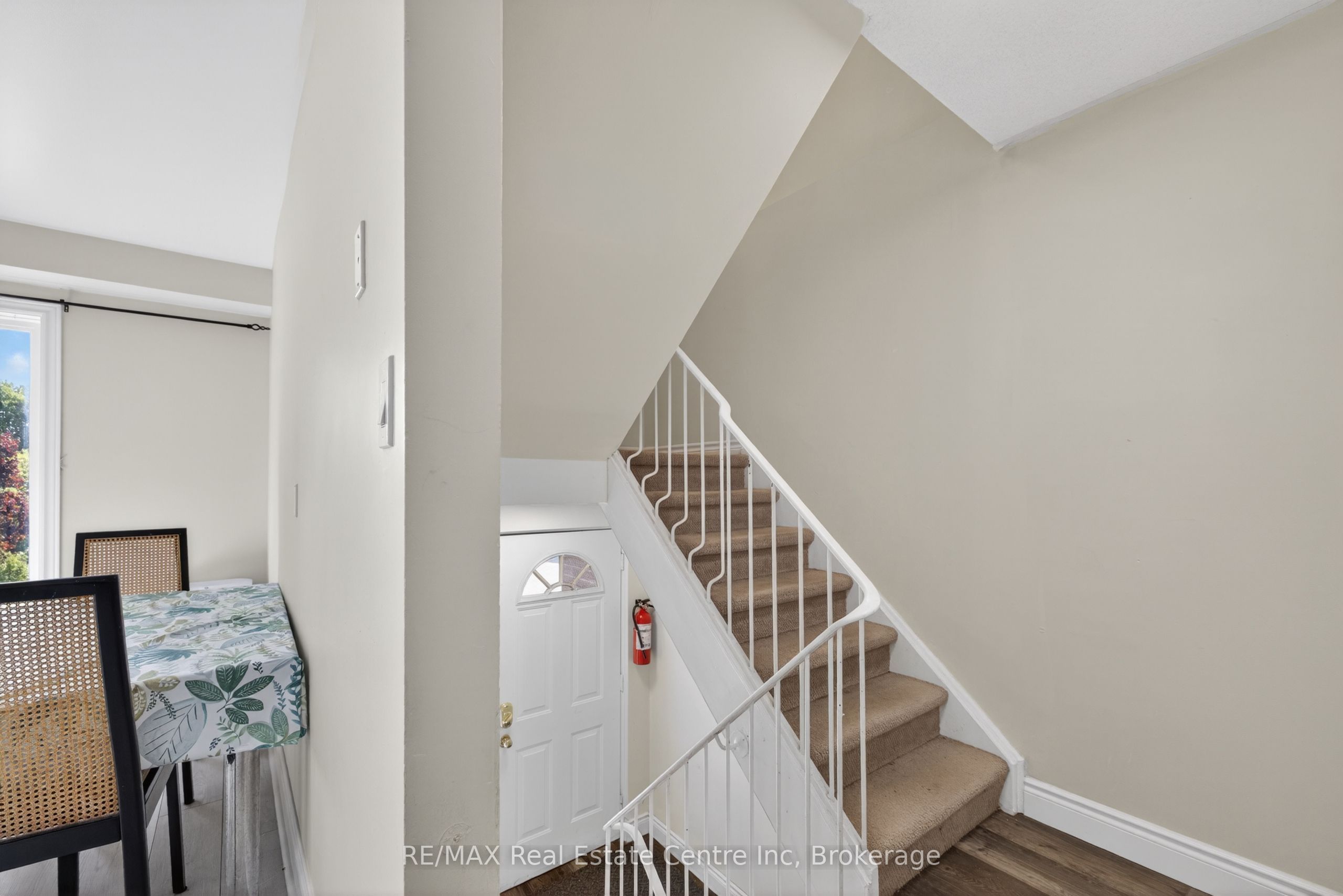 137 Dovercliffe Road Property Photo 12