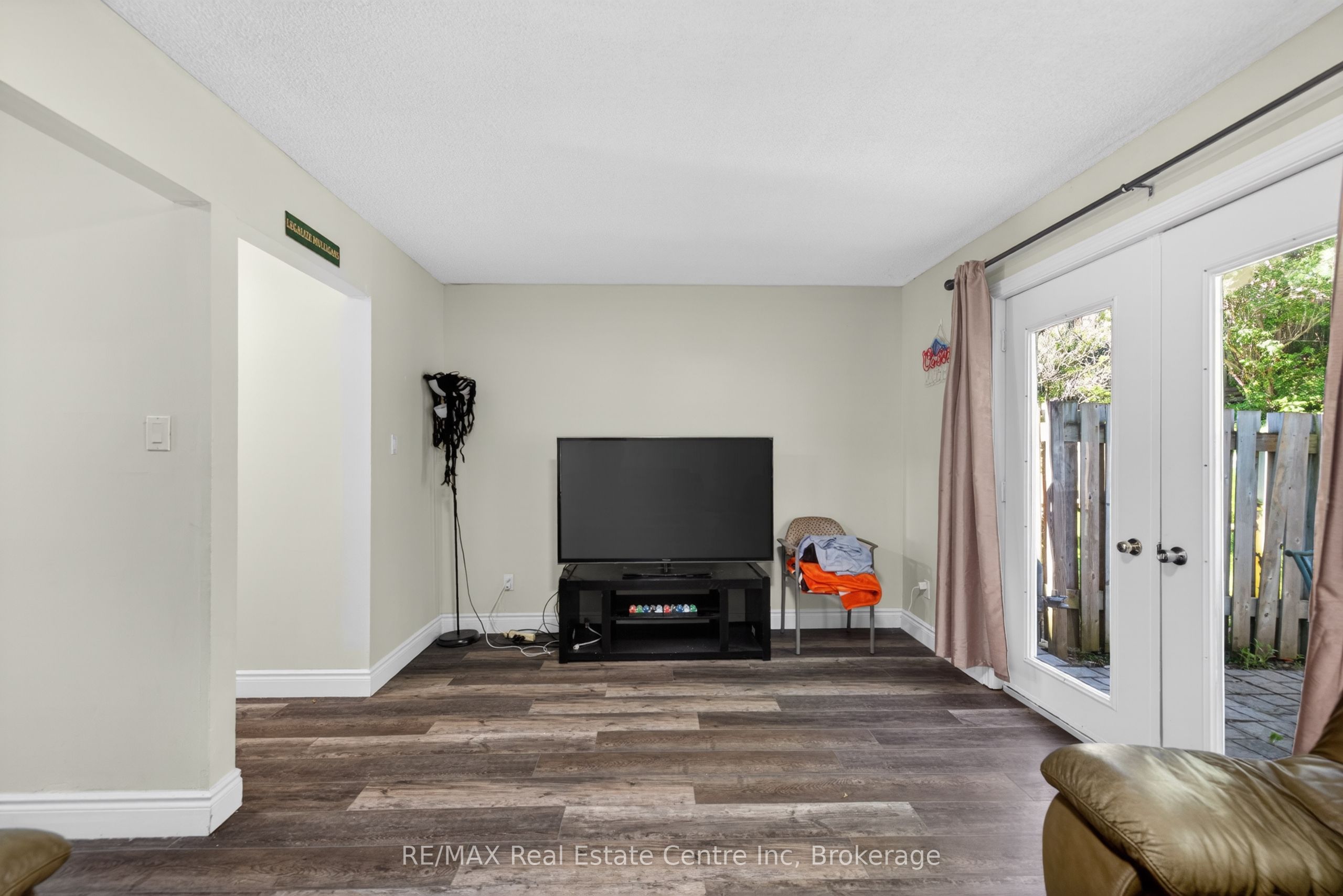 137 Dovercliffe Road Property Photo 15
