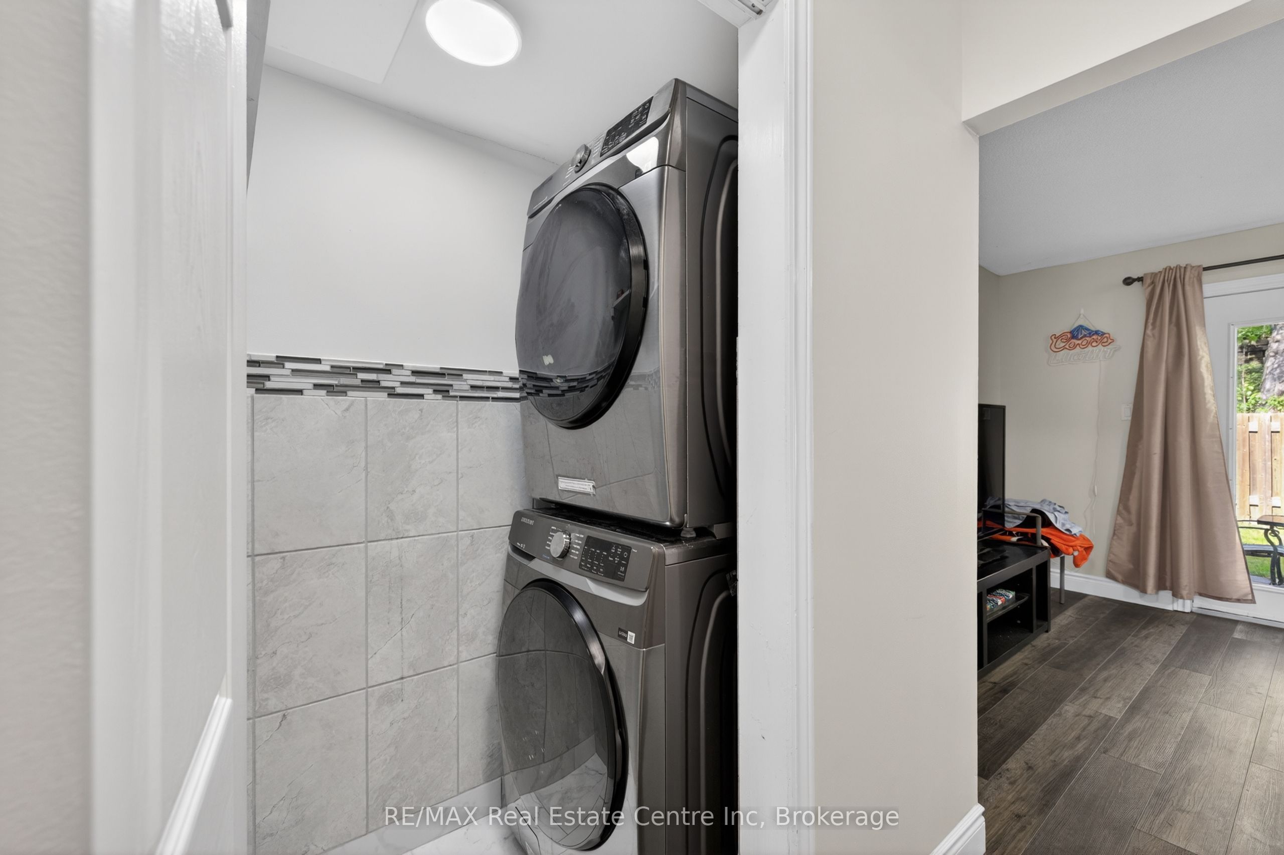 137 Dovercliffe Road Property Photo 18