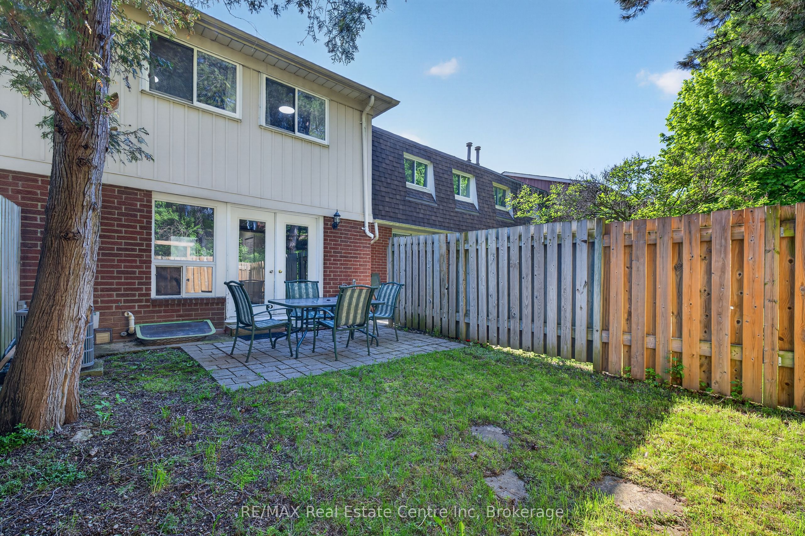 137 Dovercliffe Road Property Photo 35