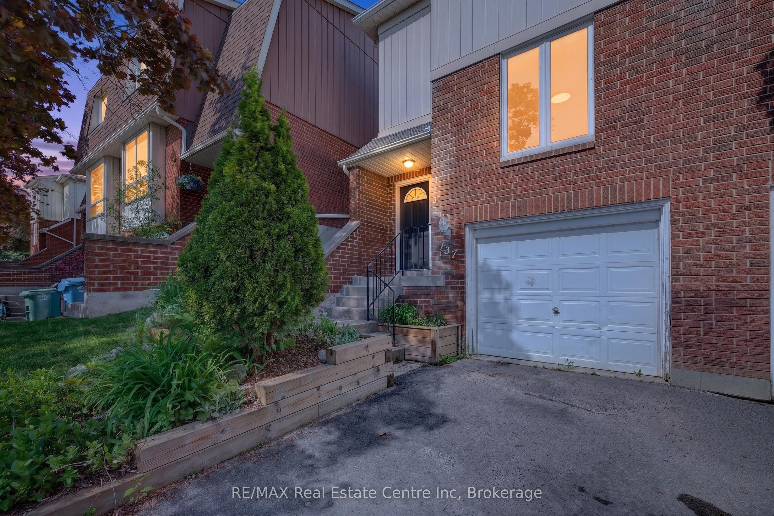 137 Dovercliffe Road Property Photo 49