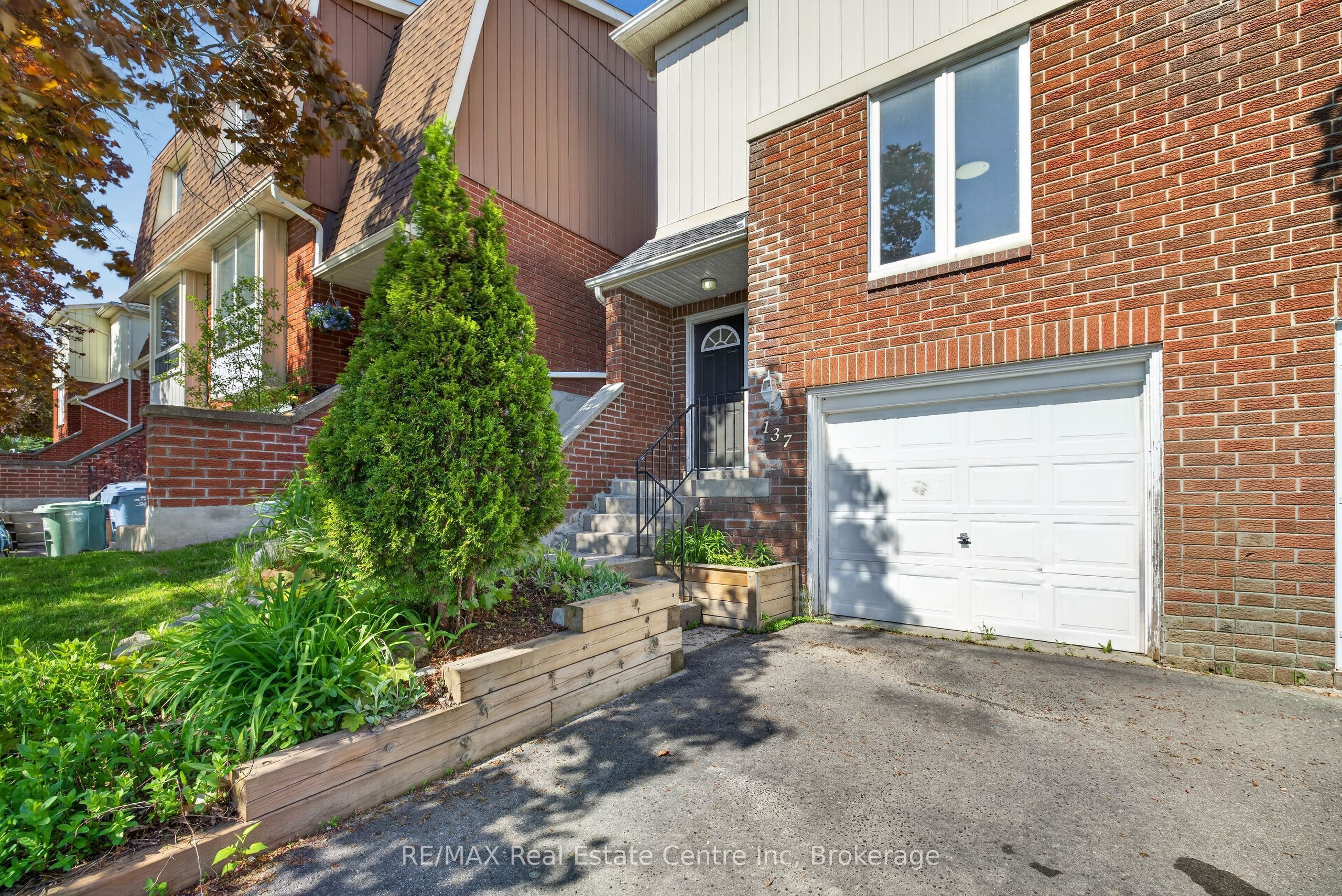 137 Dovercliffe Road Property Photo 50