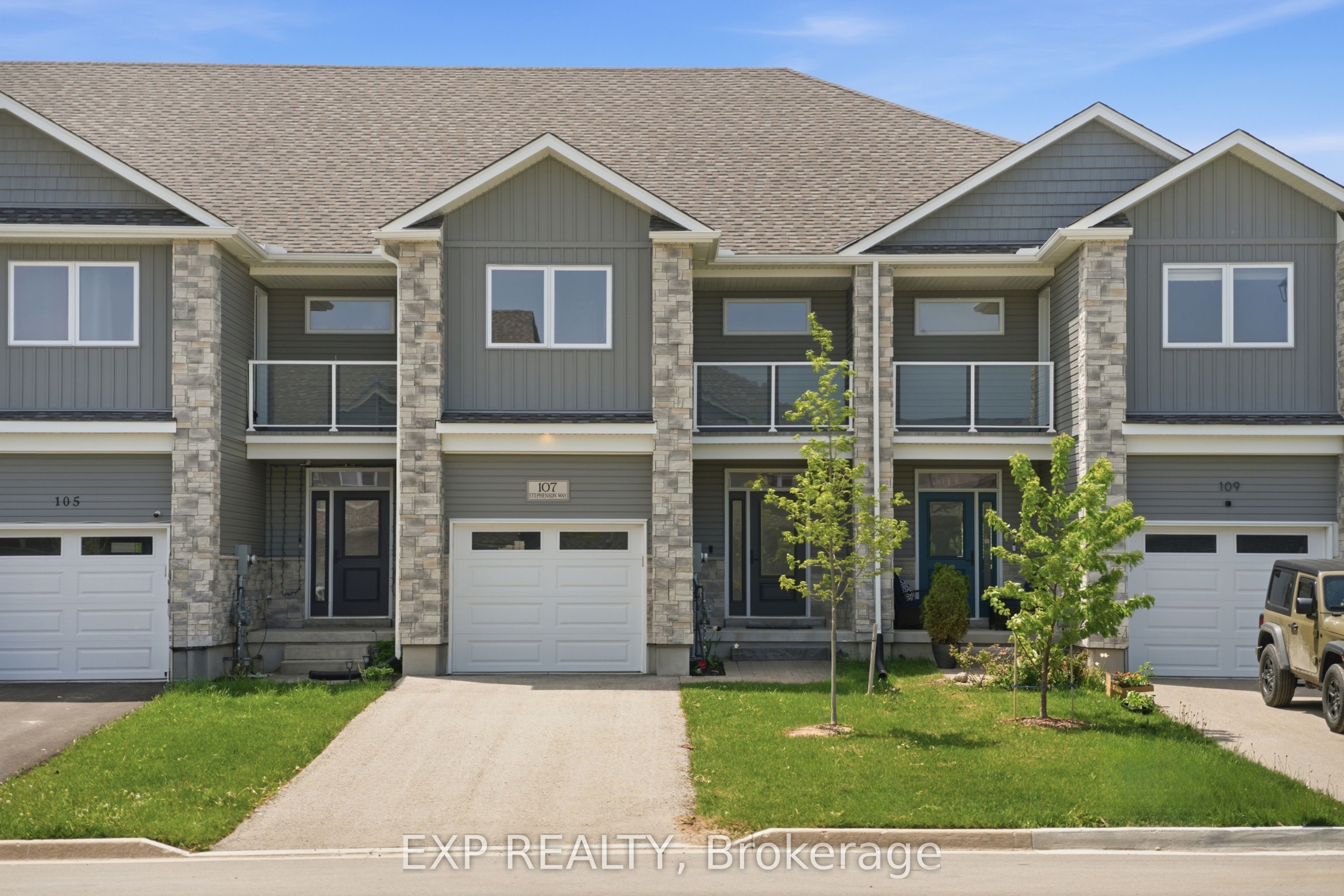 107 Stephenson Way Property Photo 1