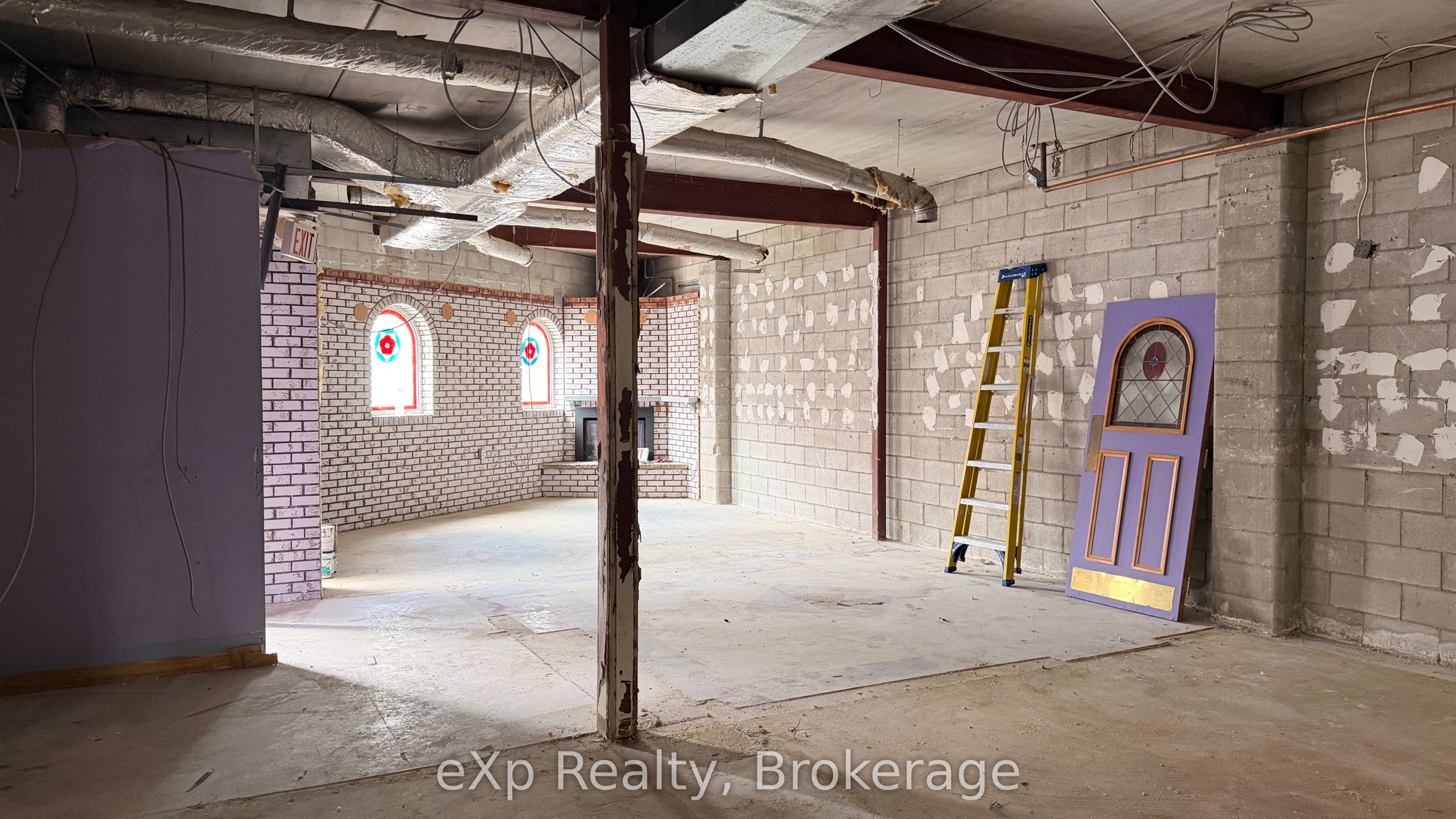 2 King Street Property Photo 6