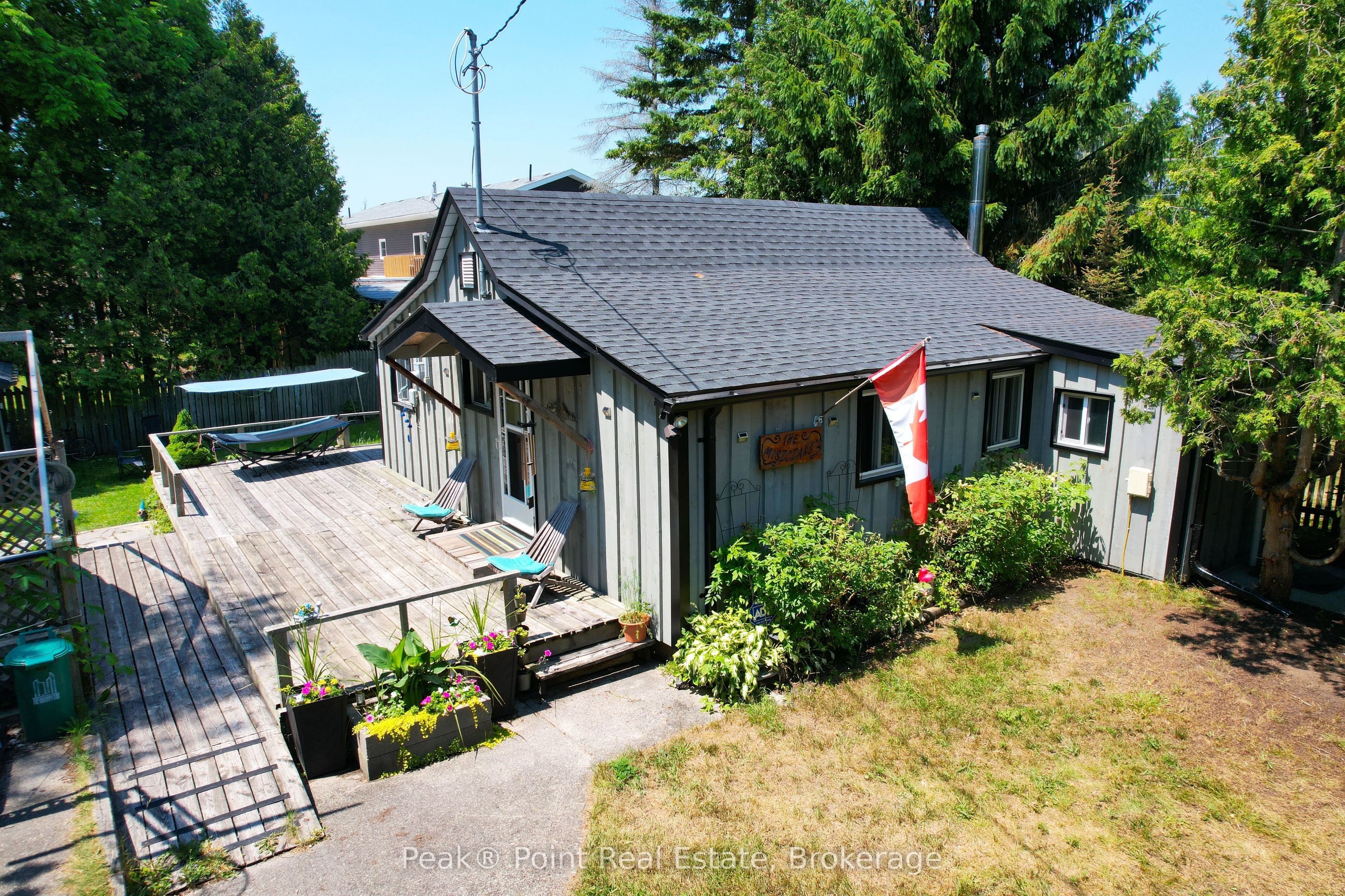 36 Barrie Avenue Property Photo 1