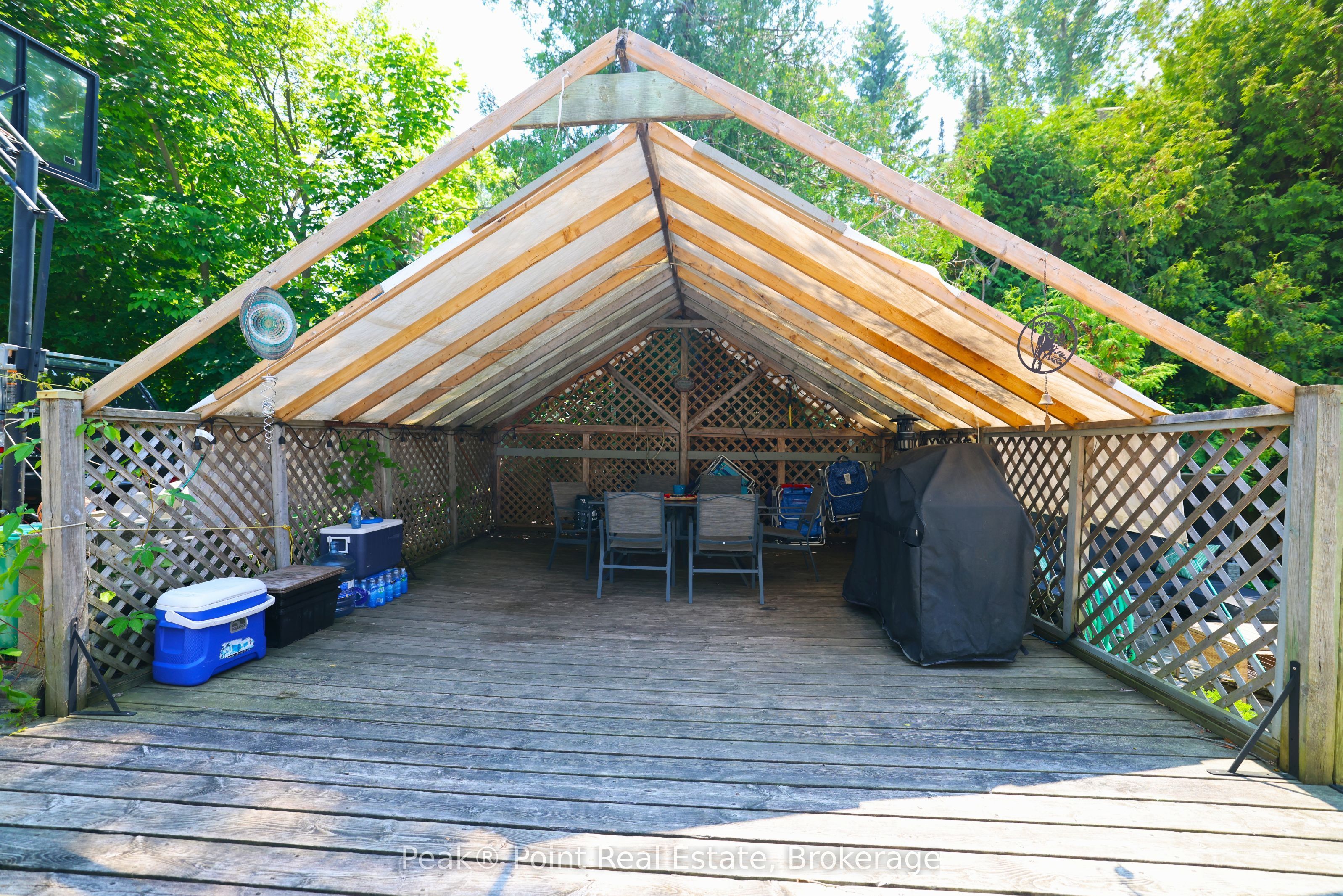 36 Barrie Avenue Property Photo 5