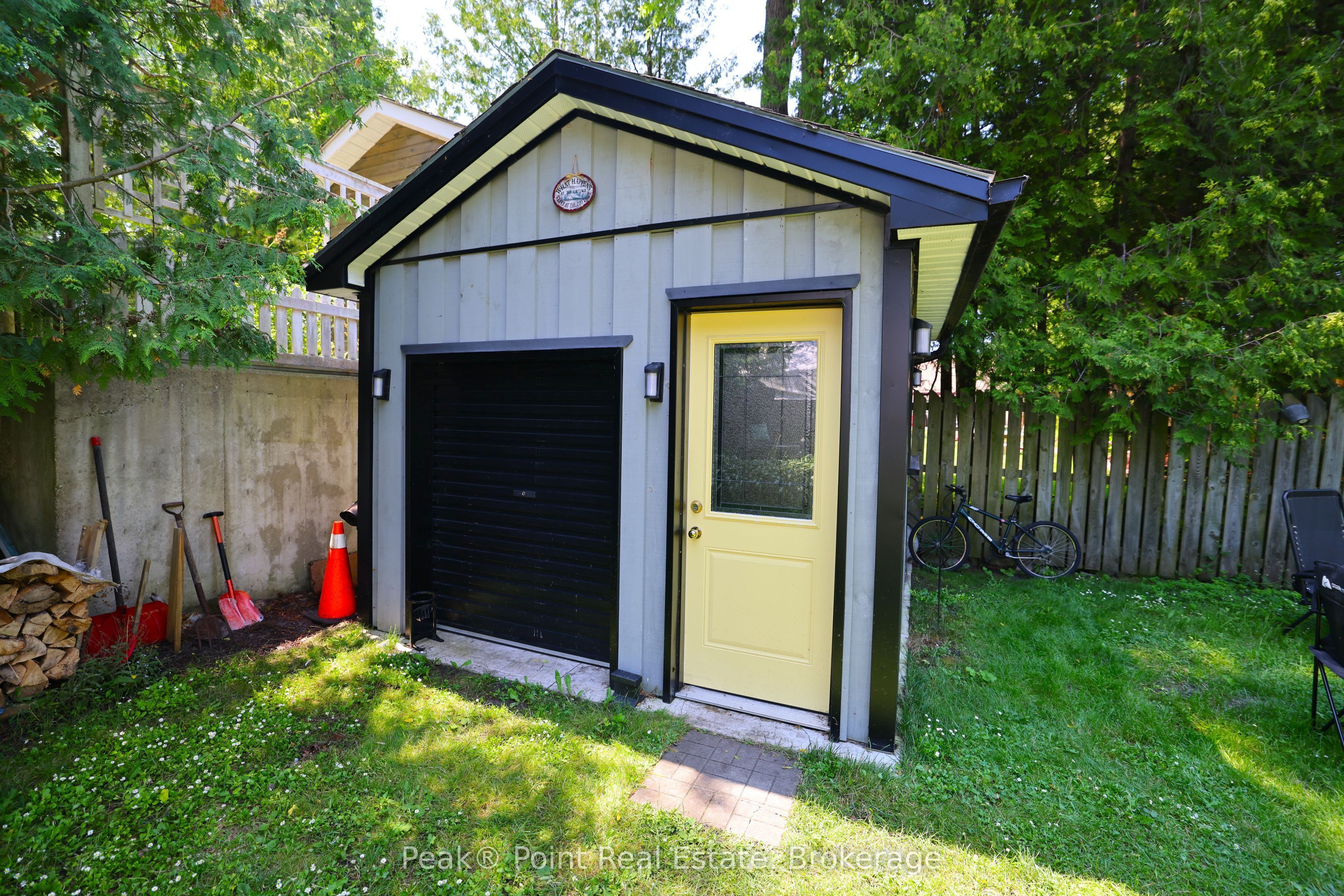 36 Barrie Avenue Property Photo 7