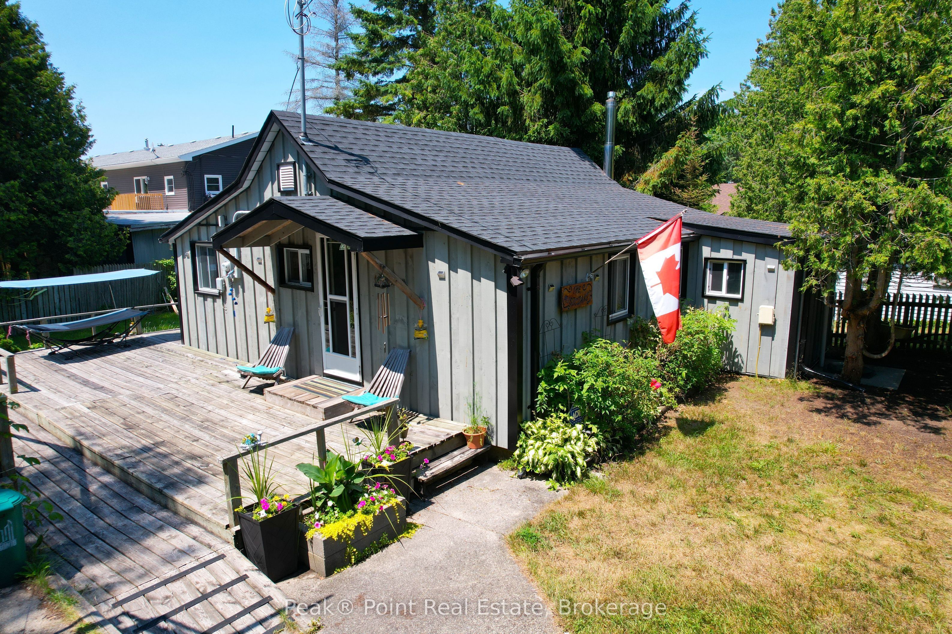 36 Barrie Avenue Property Photo 12