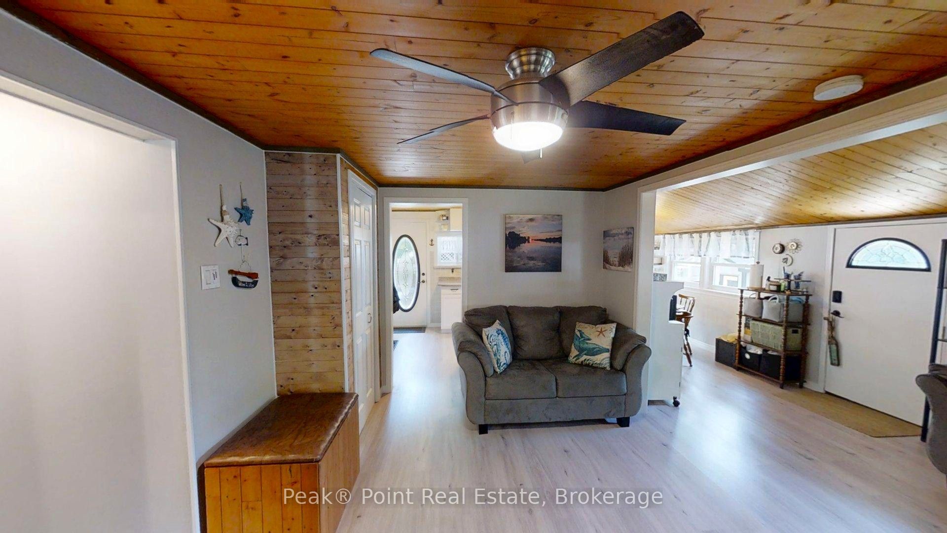 36 Barrie Avenue Property Photo 22