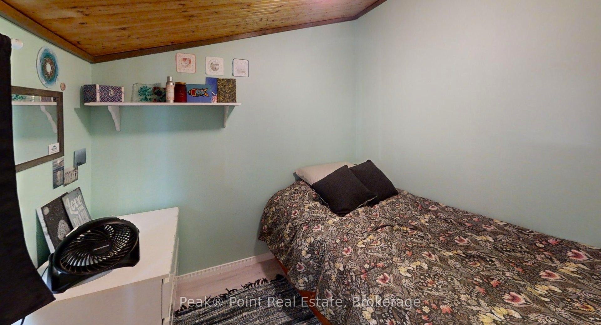 36 Barrie Avenue Property Photo 25