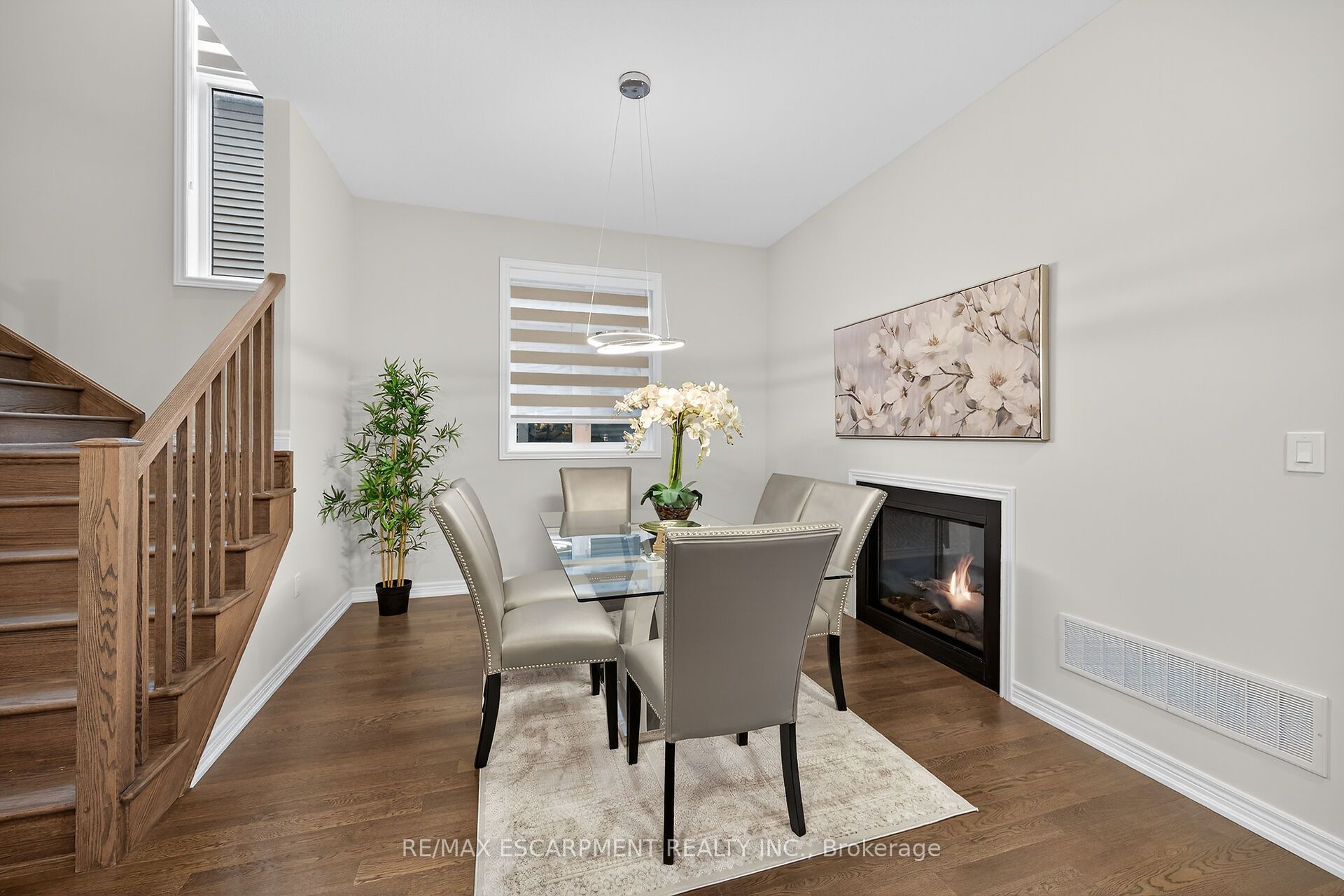 67 Starfire Crescent Property Photo 6