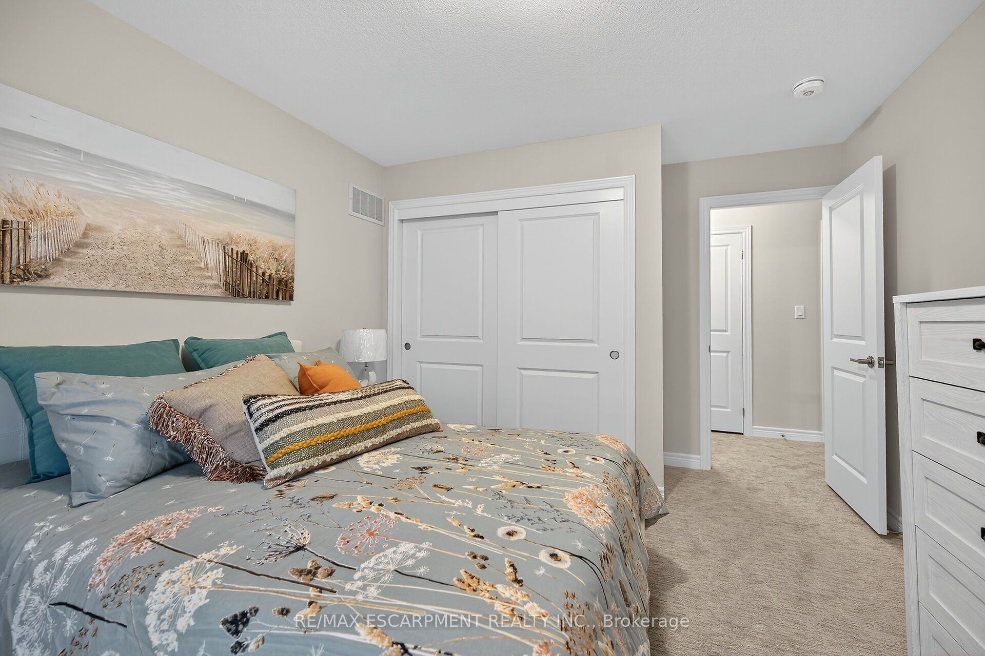 67 Starfire Crescent Property Photo 34