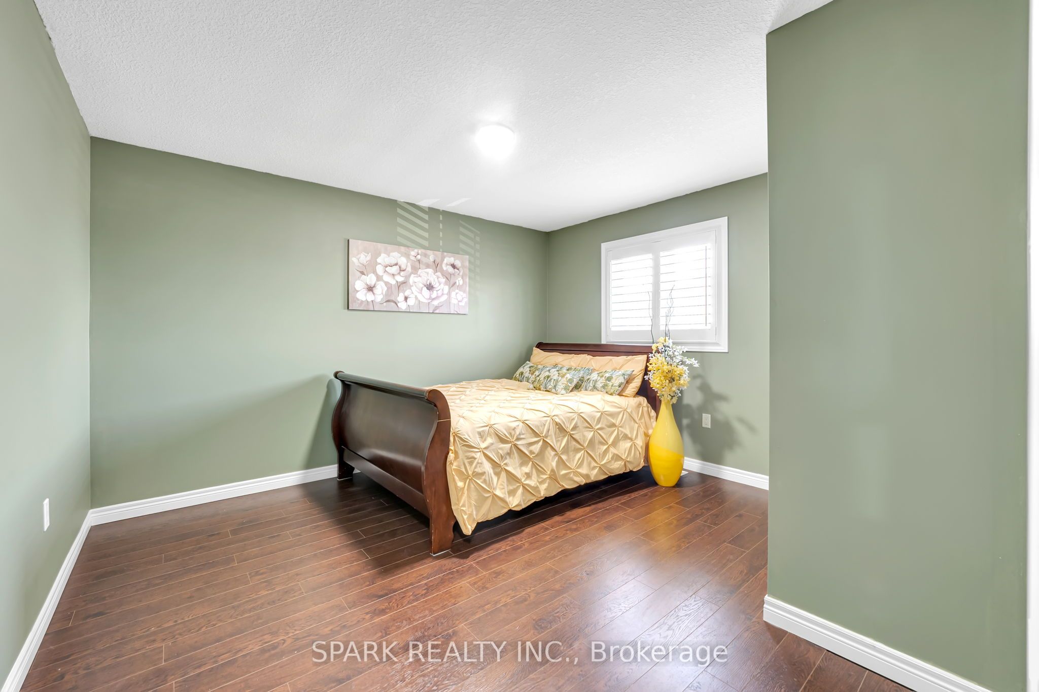 4 Cutts Crescent Property Photo 15