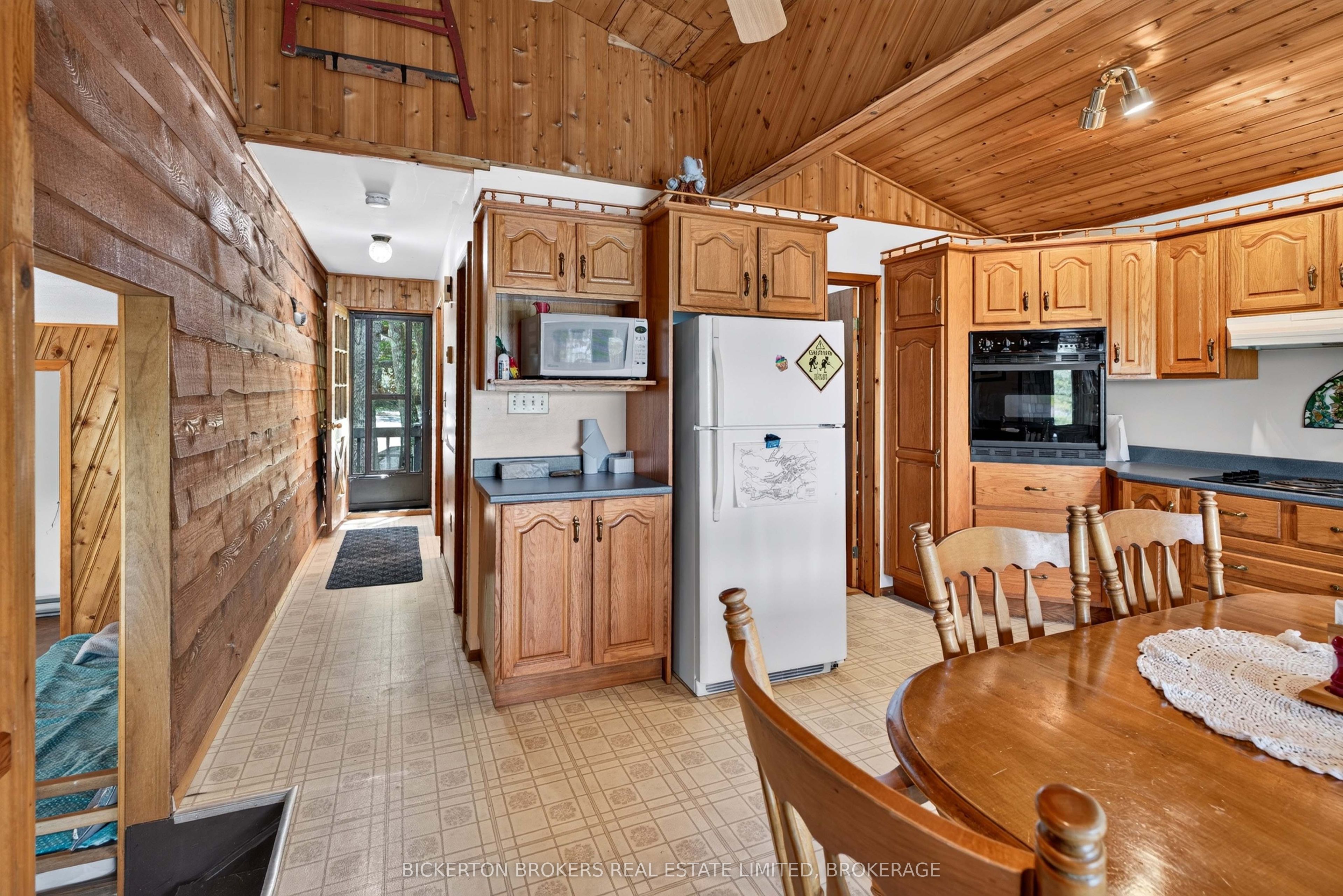 468 Moorhead Lane Property Photo 24