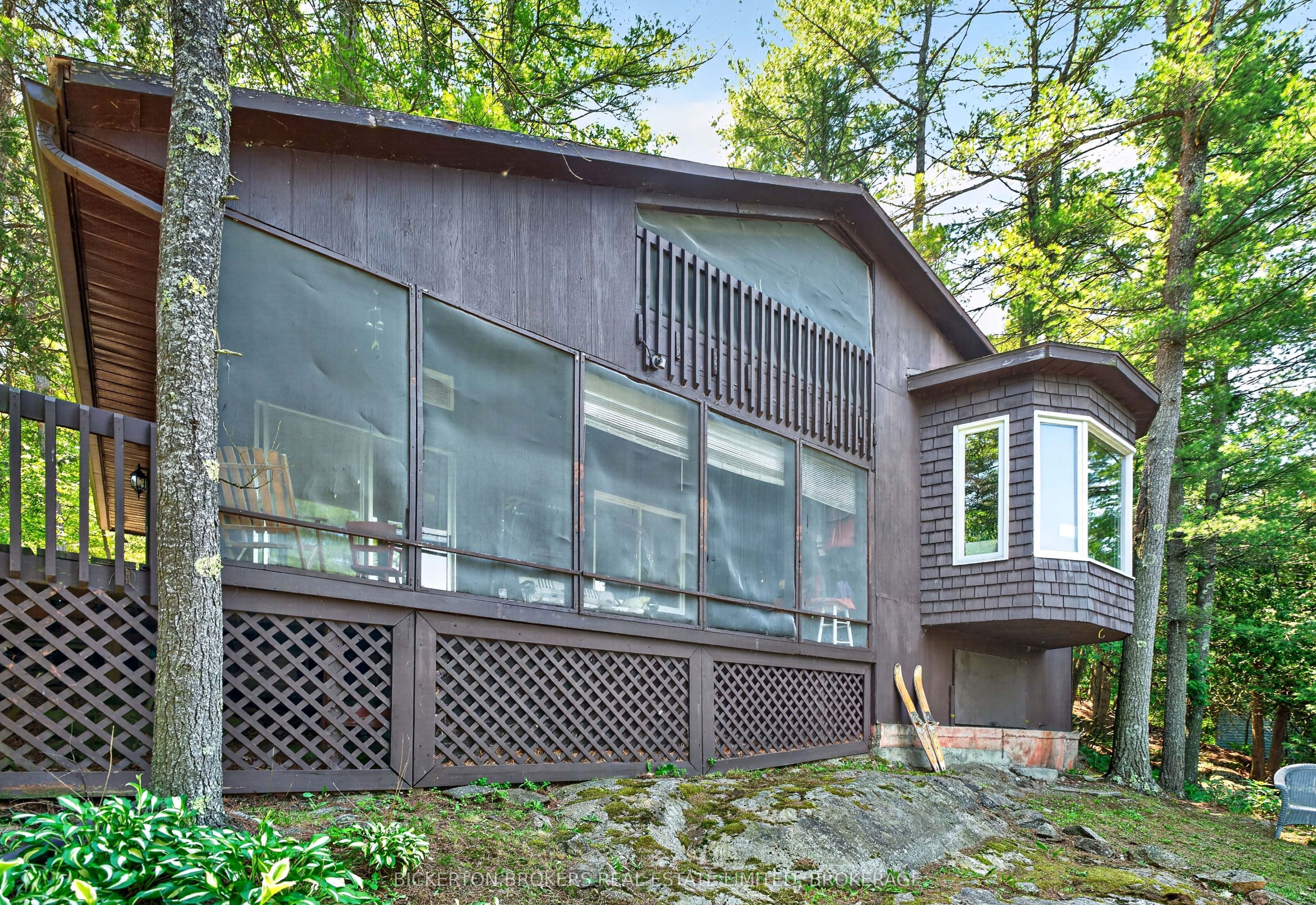 468 Moorhead Lane Property Photo 43