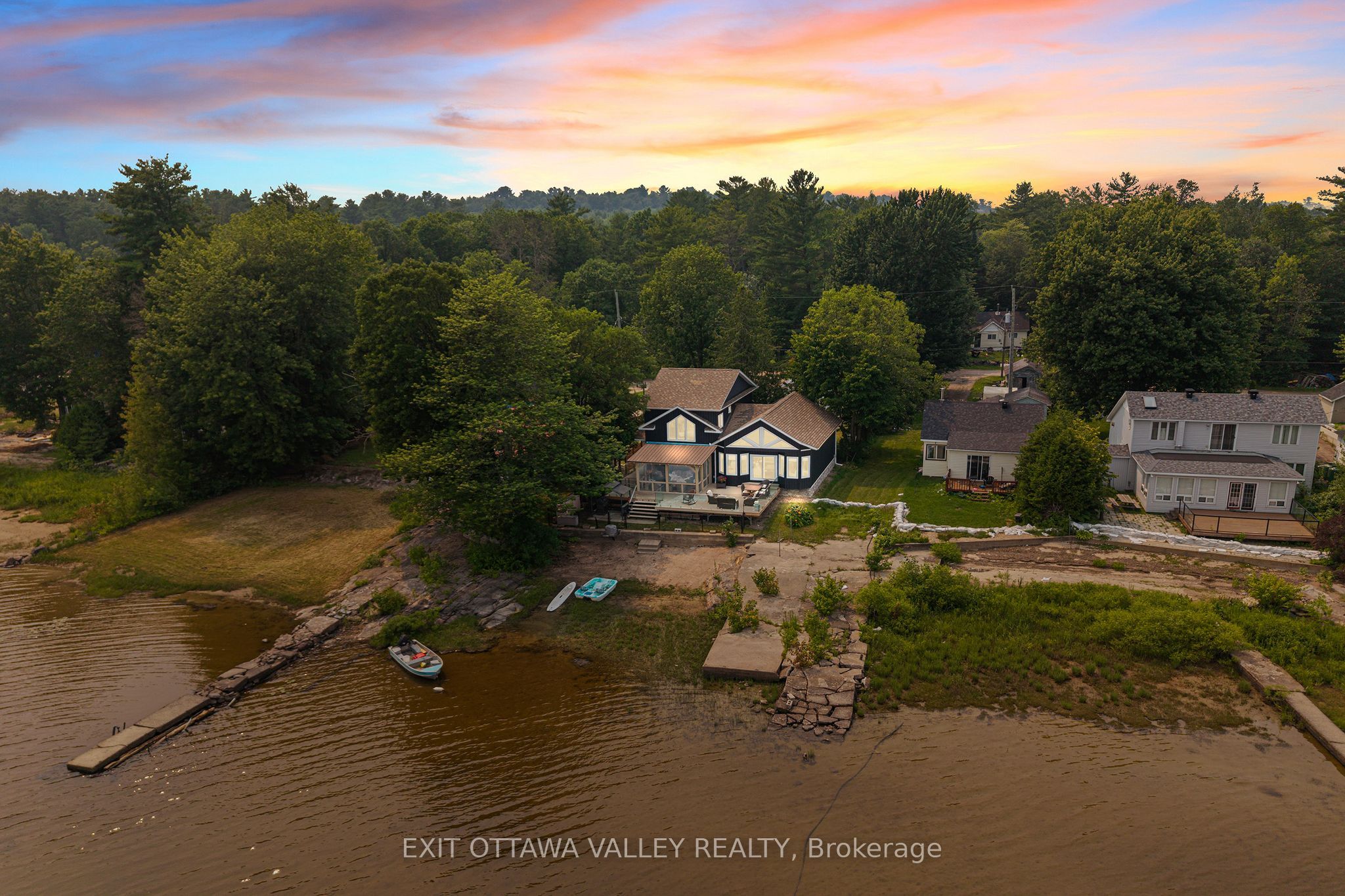 502b Macgregor Bay Trail Property Photo 3