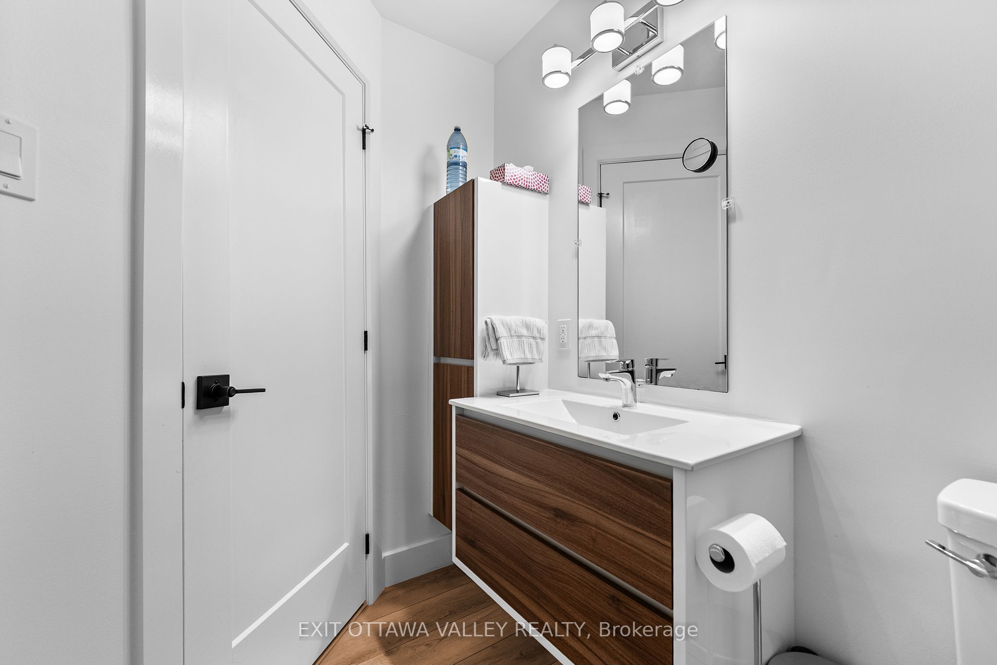 502b Macgregor Bay Trail Property Photo 28
