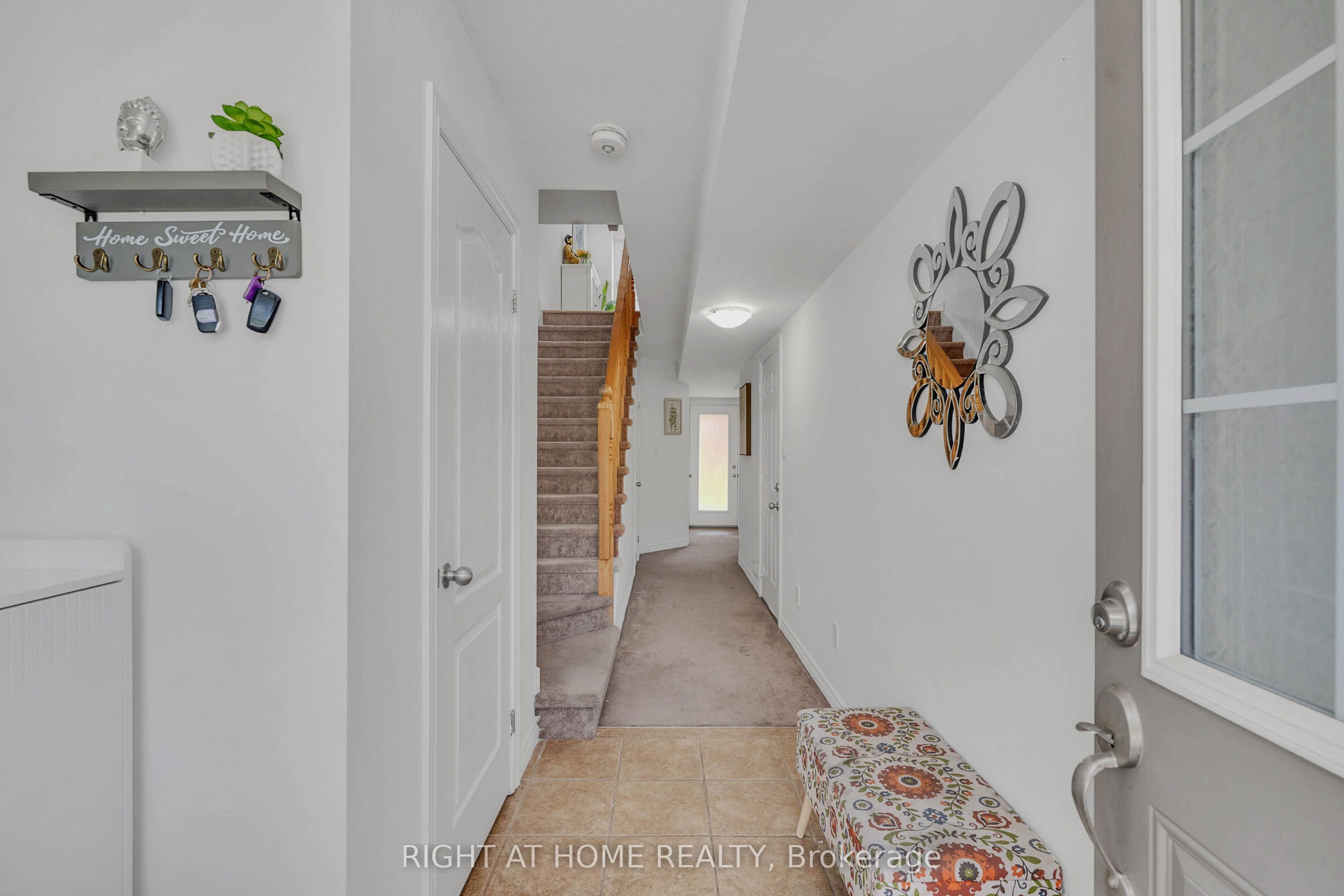 8 Kenridge Terrace Property Photo 11
