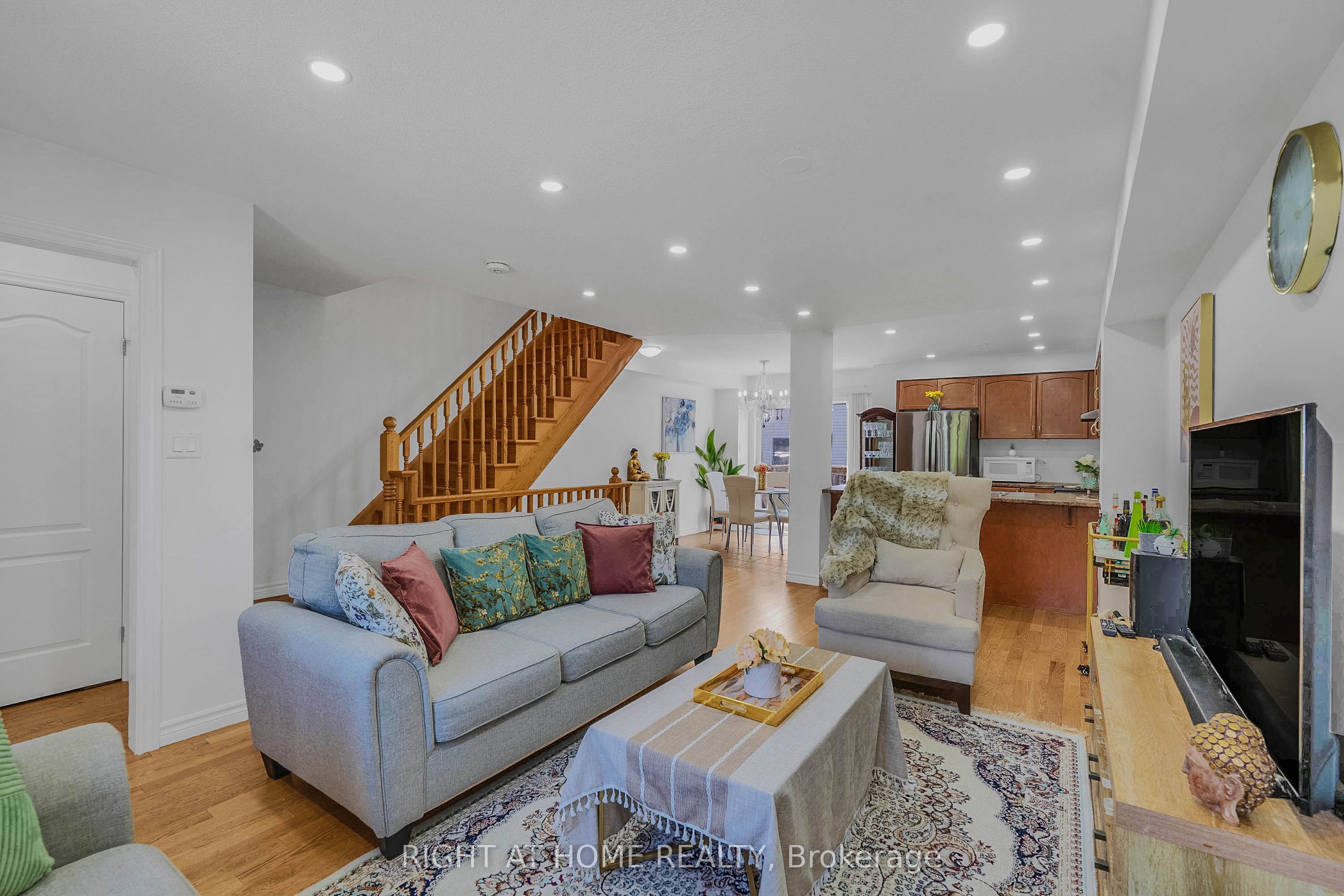 8 Kenridge Terrace Property Photo 19