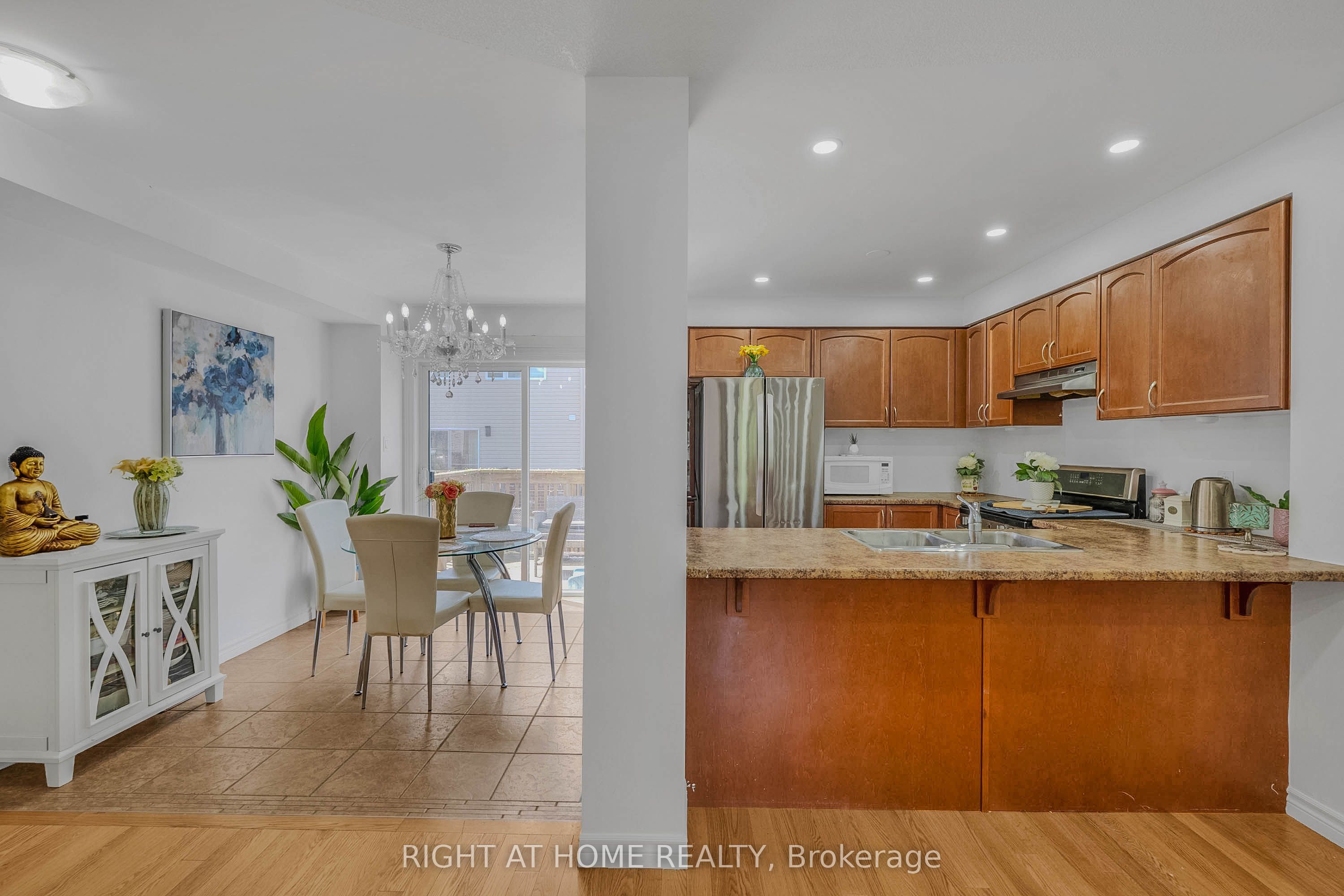 8 Kenridge Terrace Property Photo 20