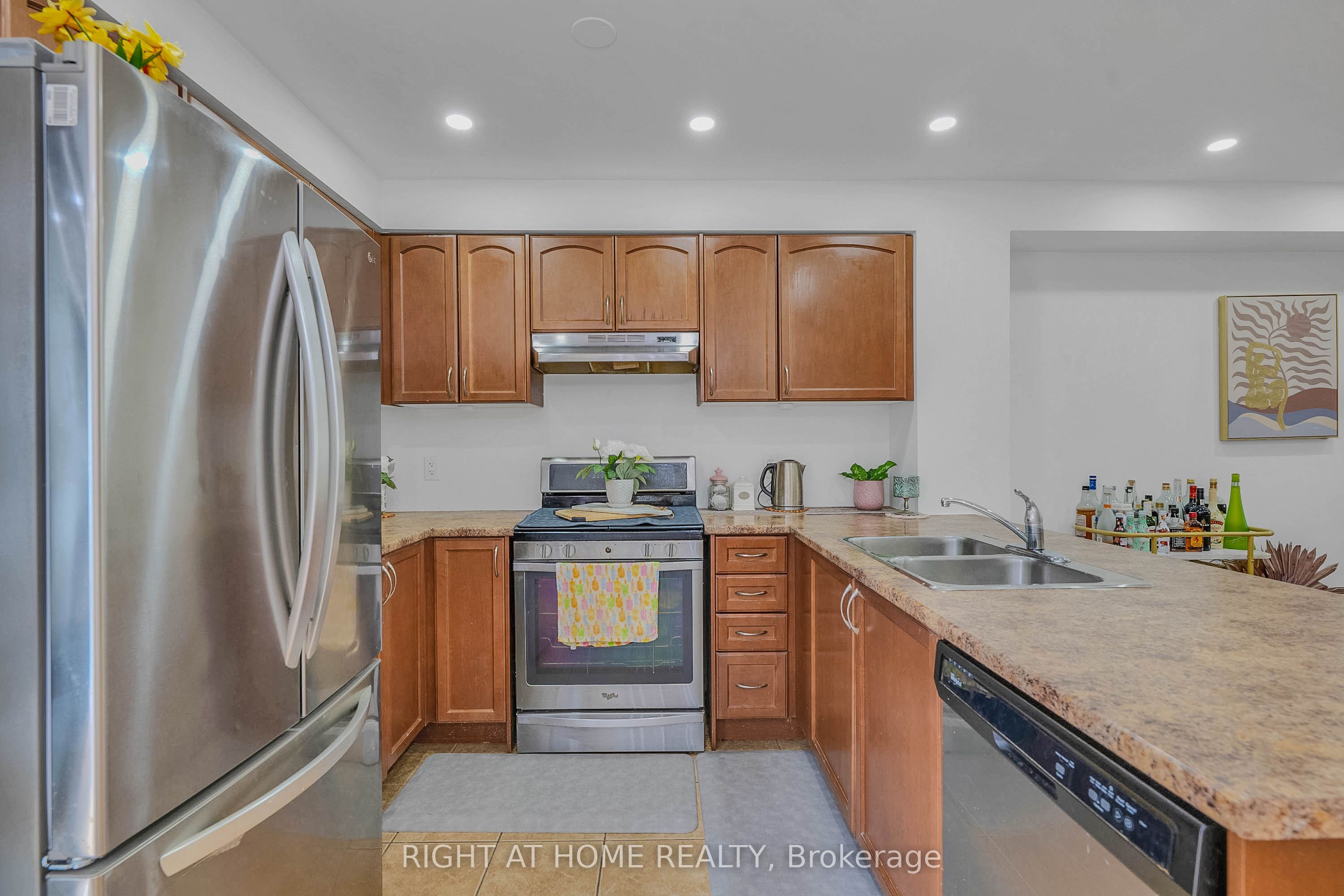 8 Kenridge Terrace Property Photo 22
