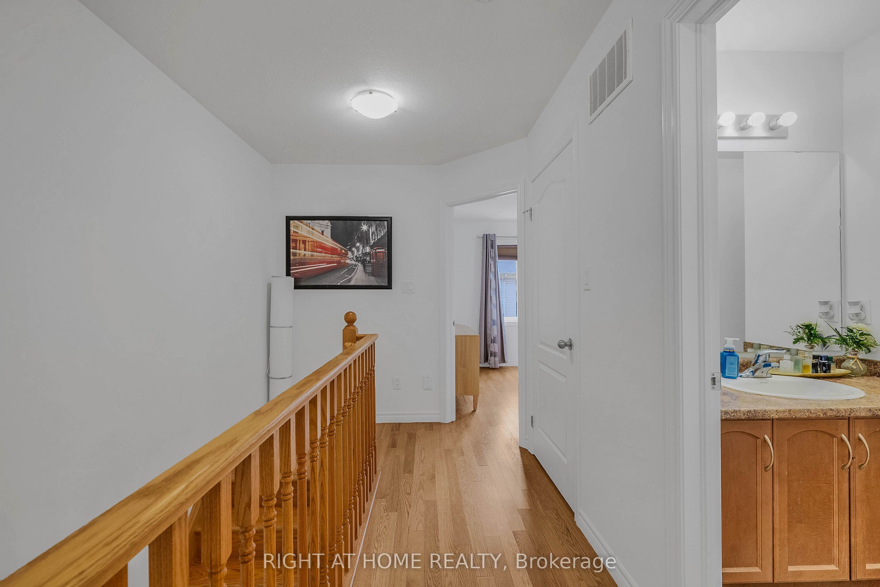 8 Kenridge Terrace Property Photo 27