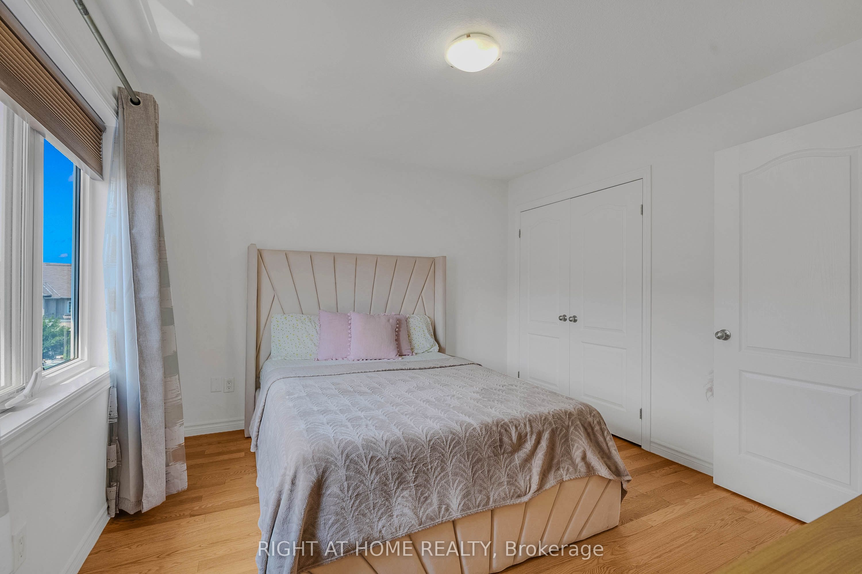8 Kenridge Terrace Property Photo 30