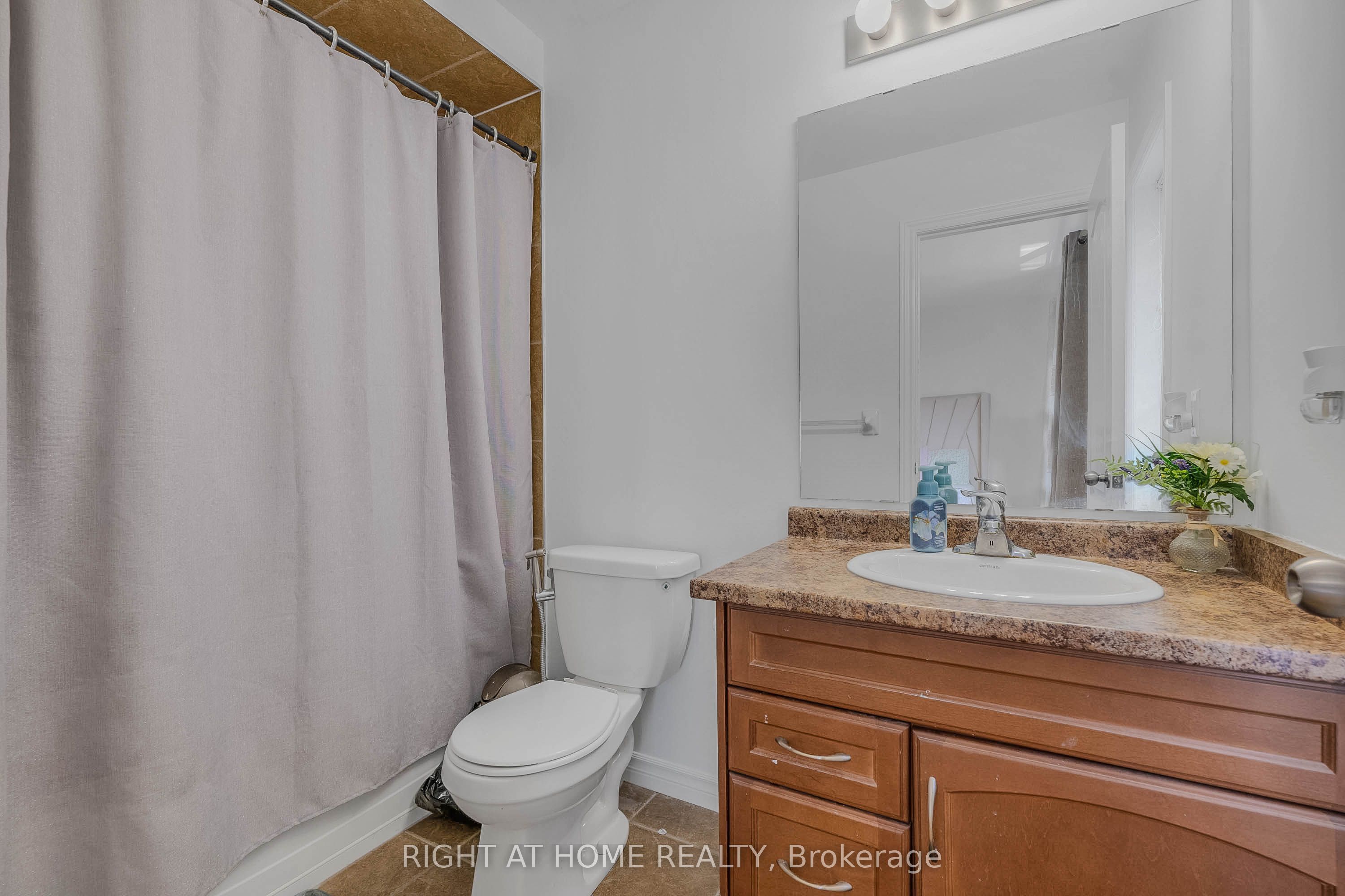 8 Kenridge Terrace Property Photo 31