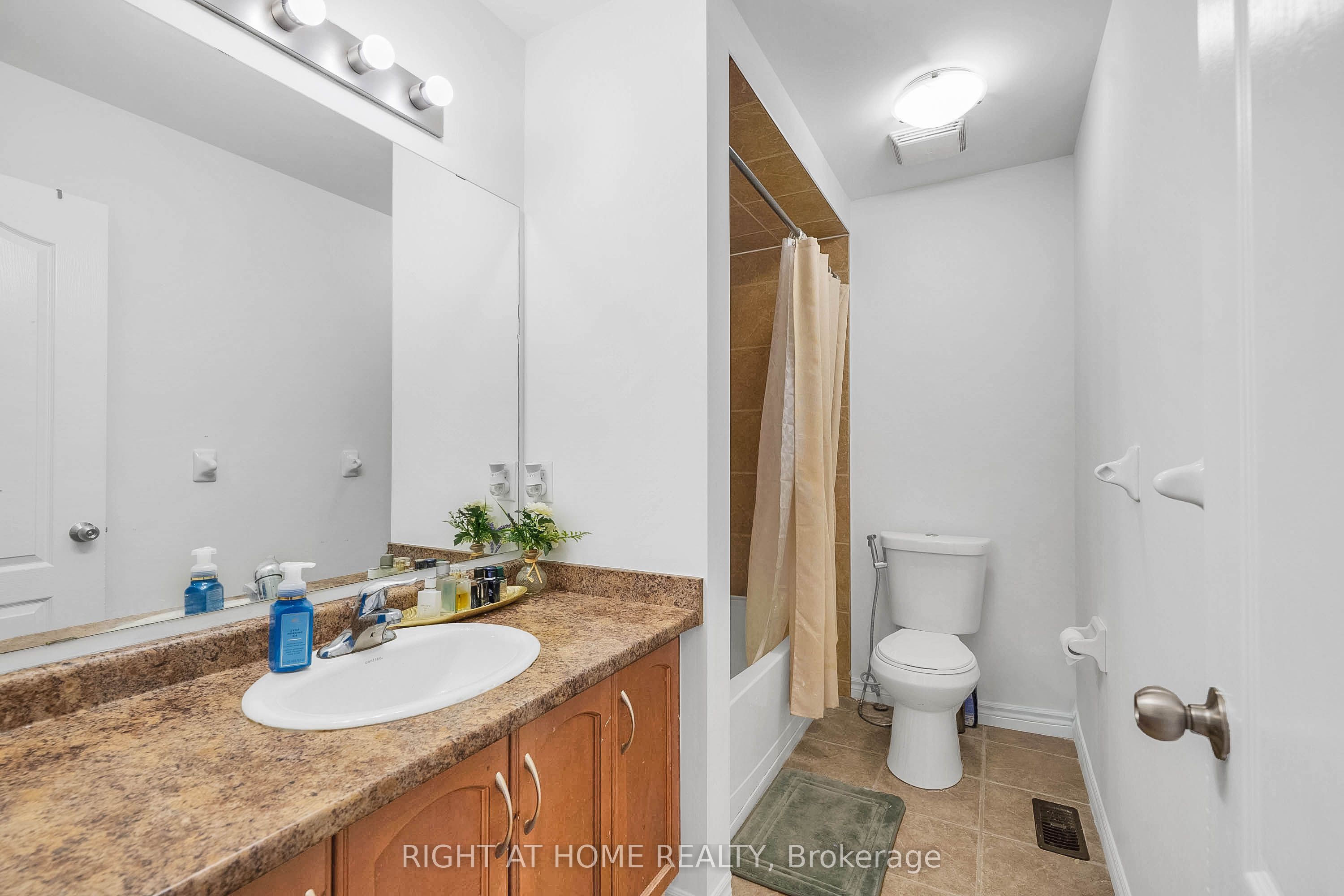8 Kenridge Terrace Property Photo 37