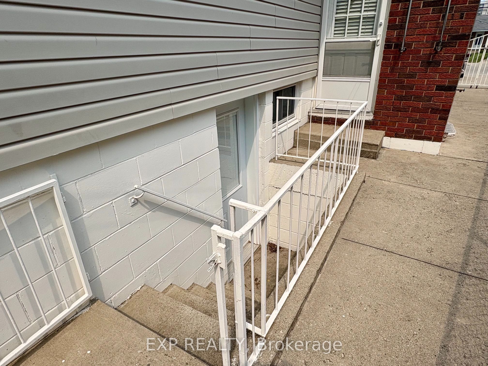 78 Glen Valley Drive Property Photo 31