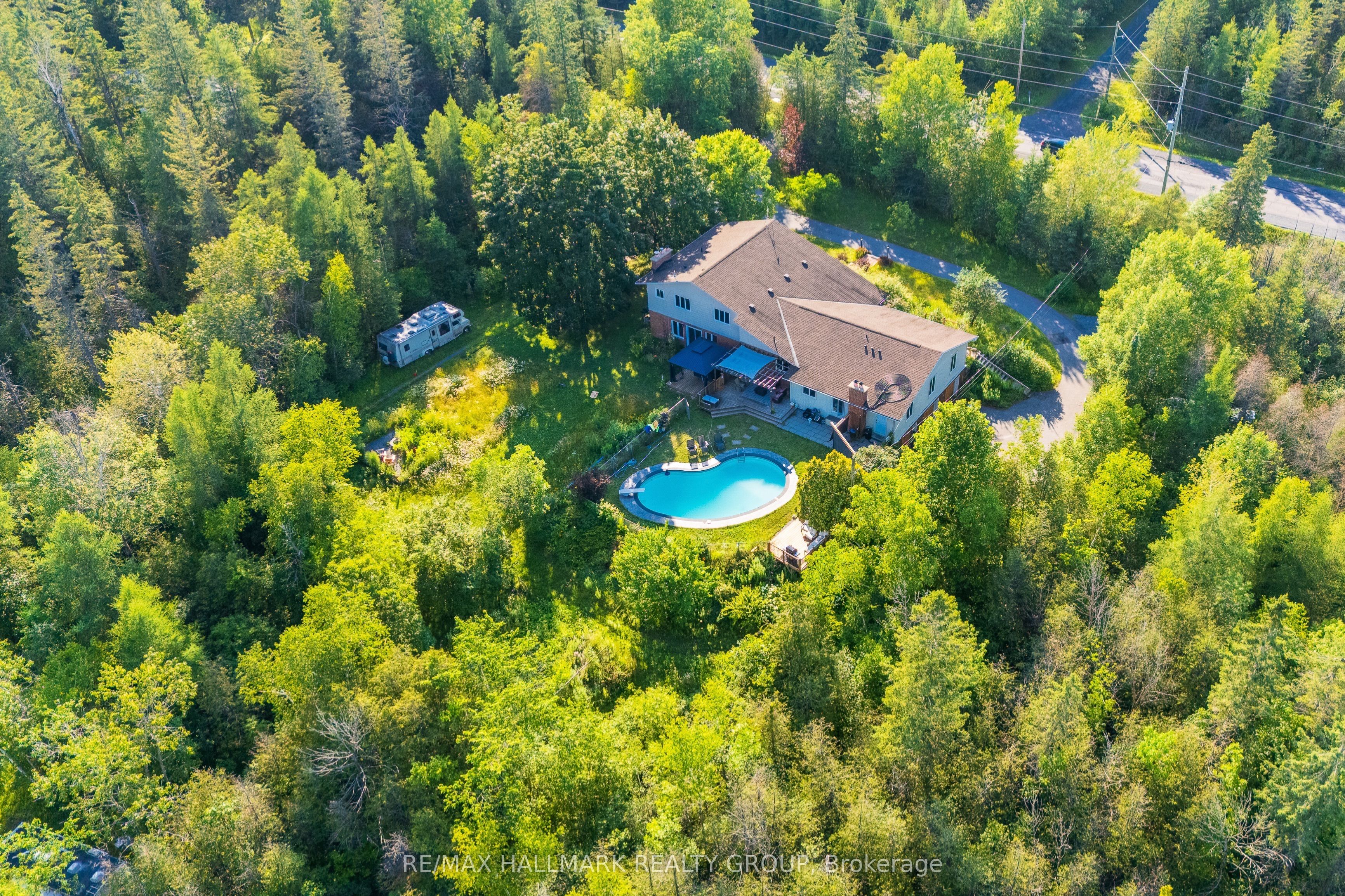 7316 Flewellyn Road Property Photo 1