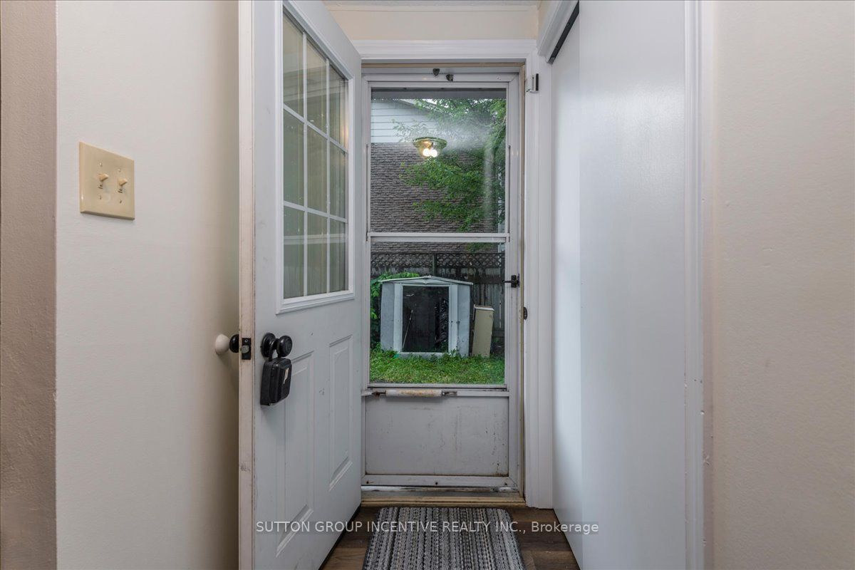 159 Toronto Street Property Photo 4