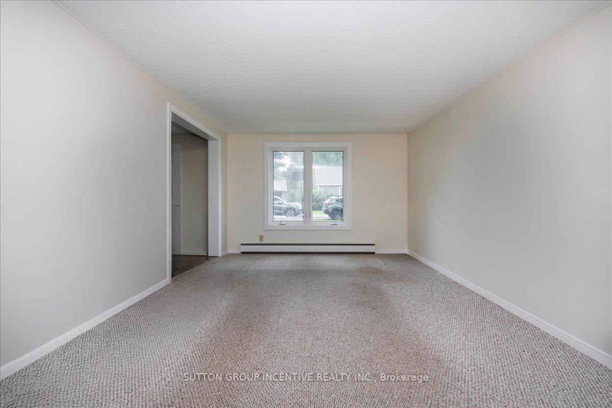159 Toronto Street Property Photo 6