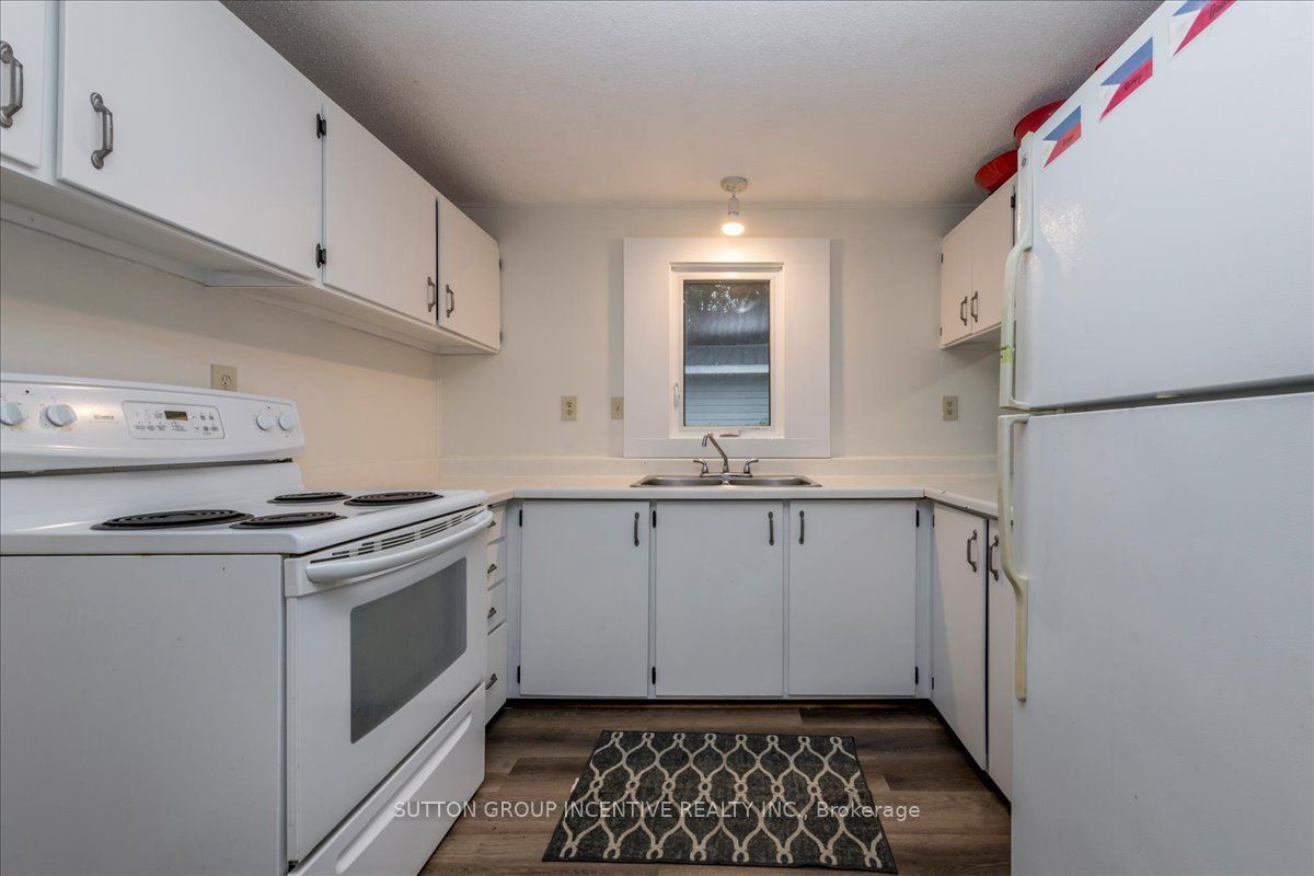 159 Toronto Street Property Photo 10