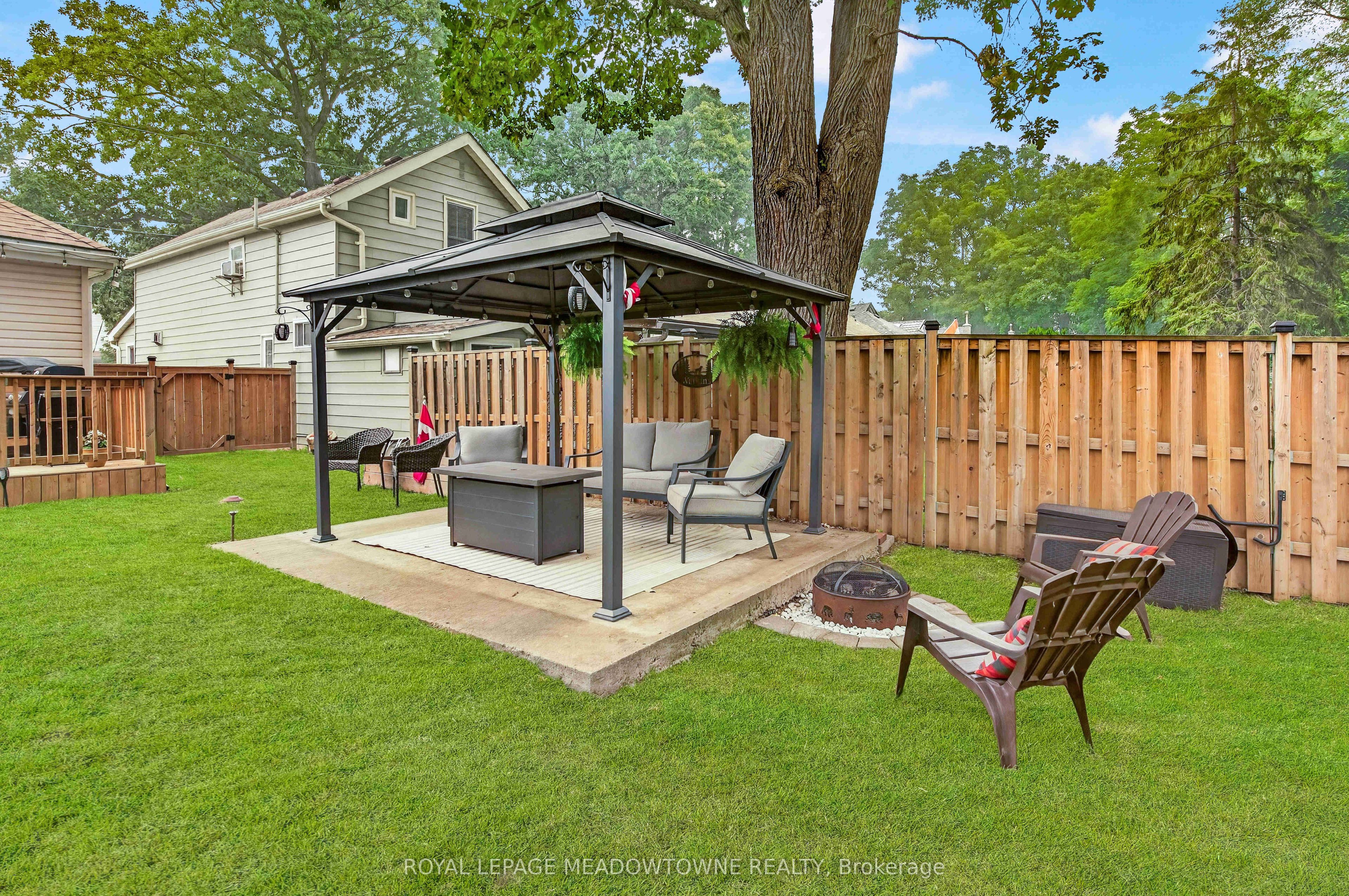 11 Stirton Avenue Property Photo 48