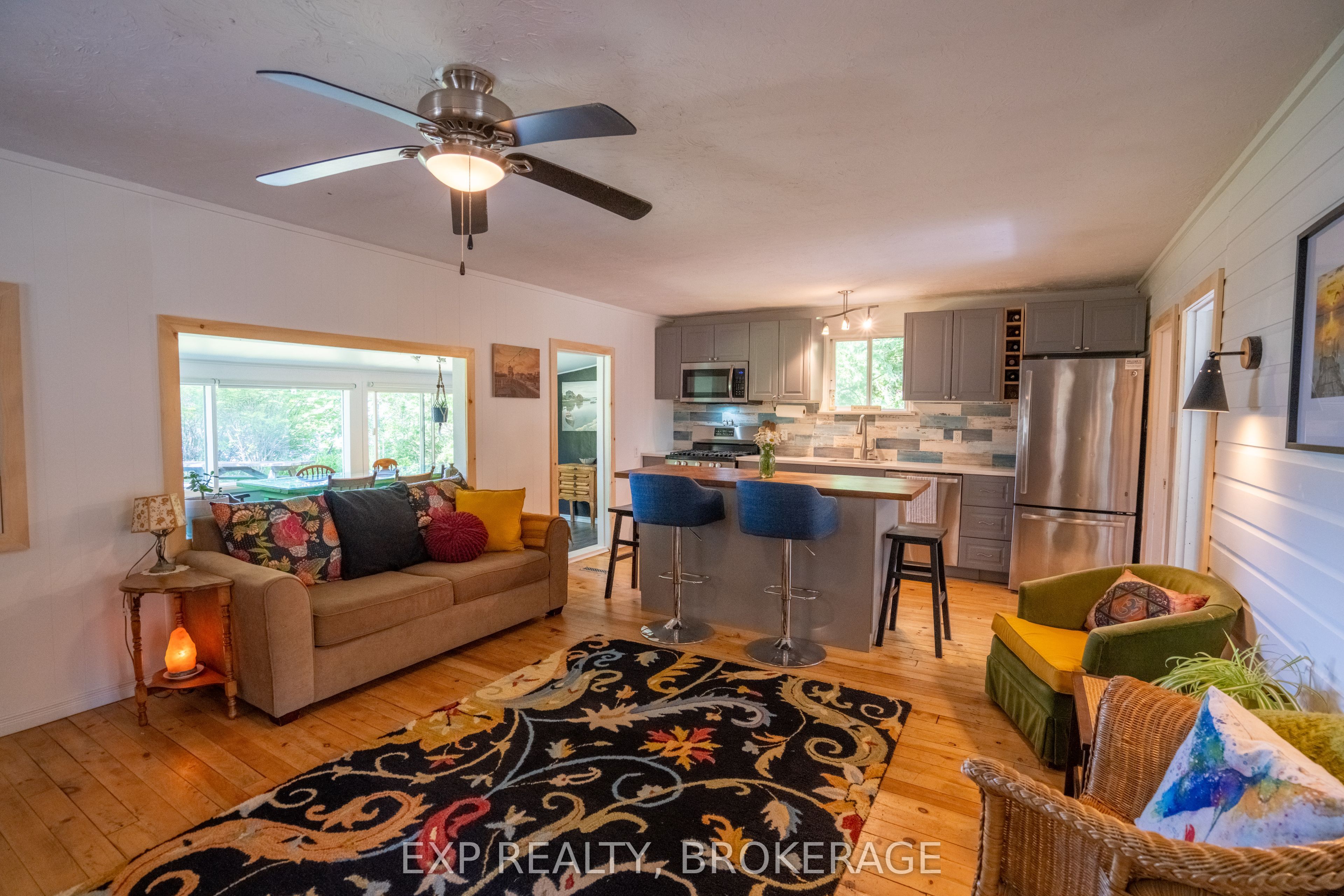 1026 Arcol Road Property Photo 7