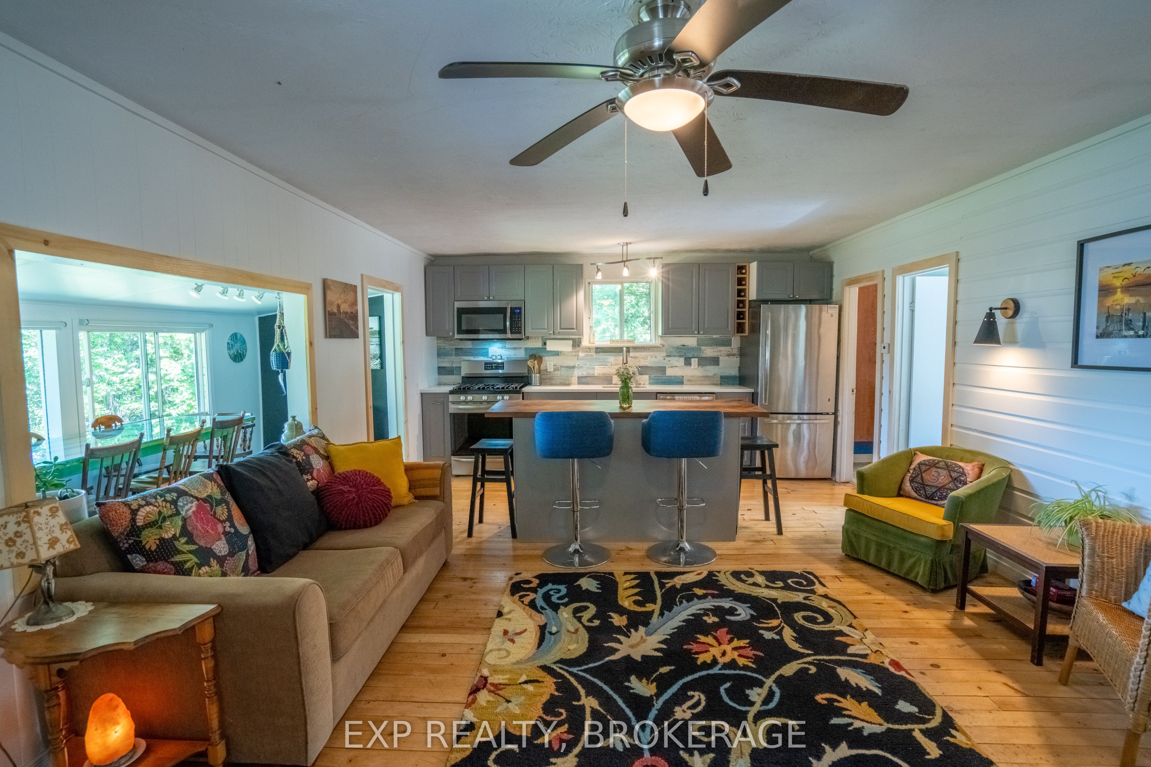 1026 Arcol Road Property Photo 9